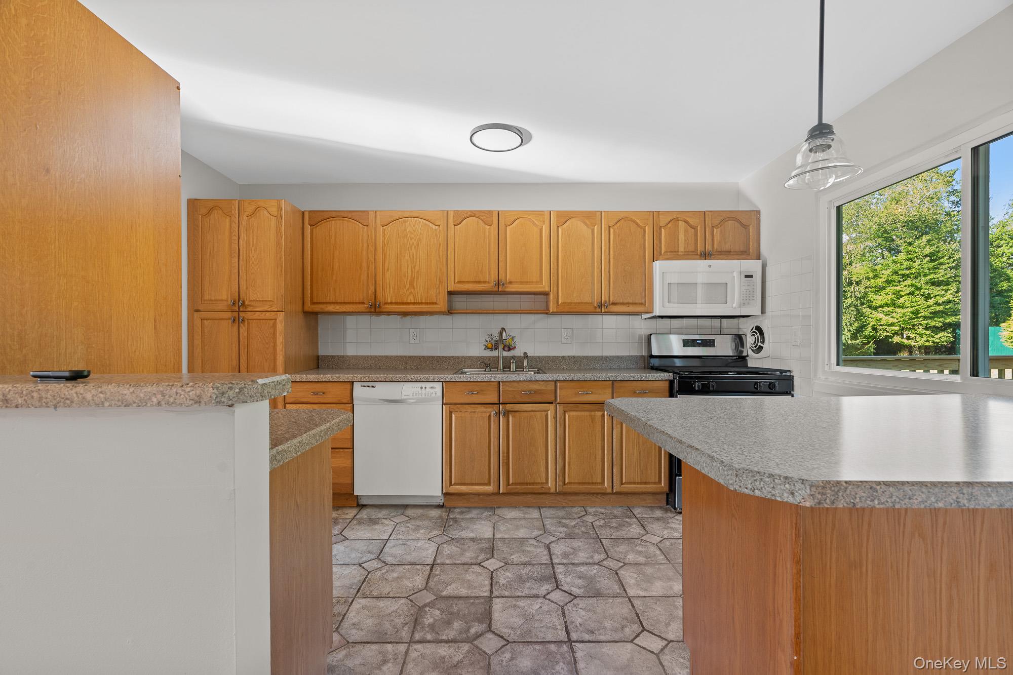 12 High Farms Road, Westtown, NY 10998