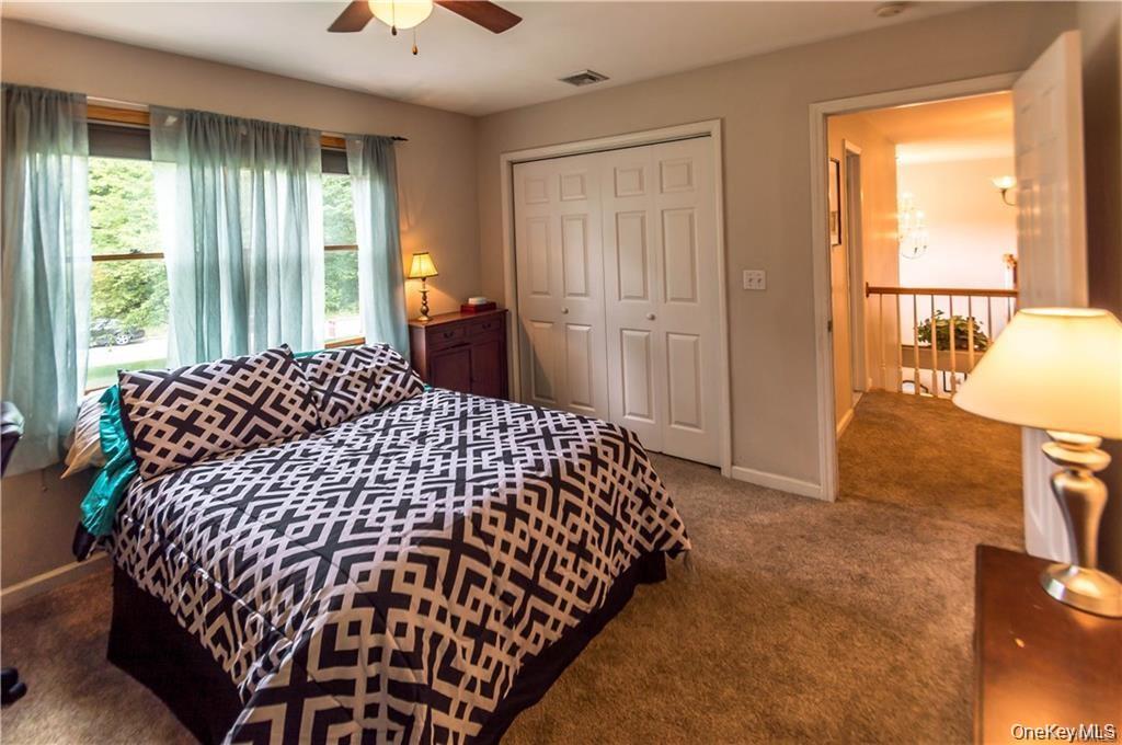 33 Sandra Lane, Monroe, NY 10950