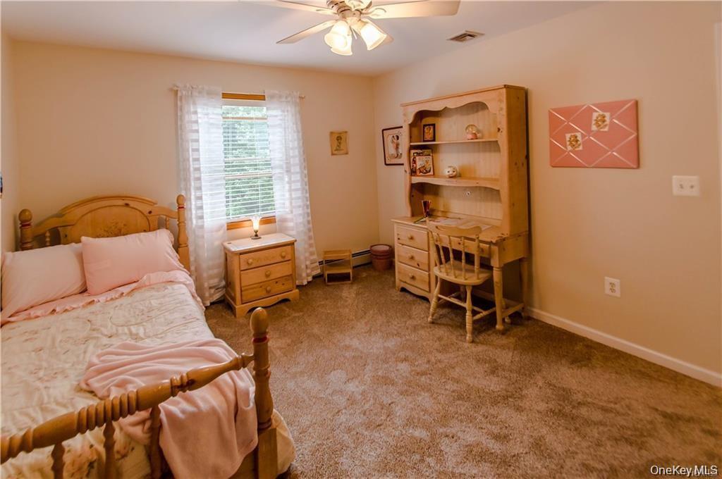 33 Sandra Lane, Monroe, NY 10950