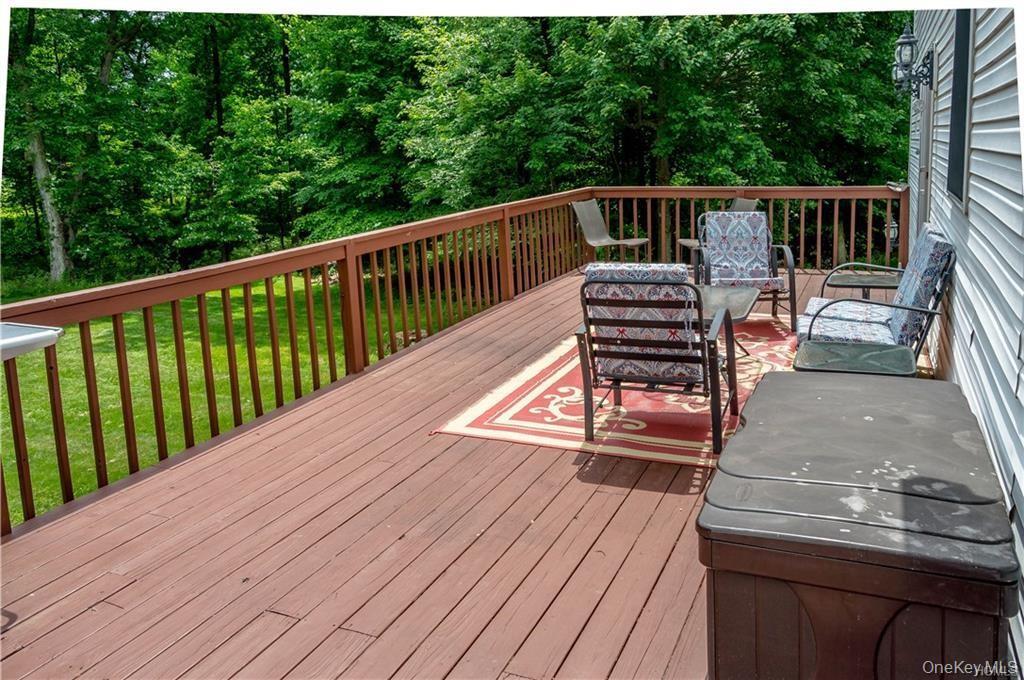 33 Sandra Lane, Monroe, NY 10950