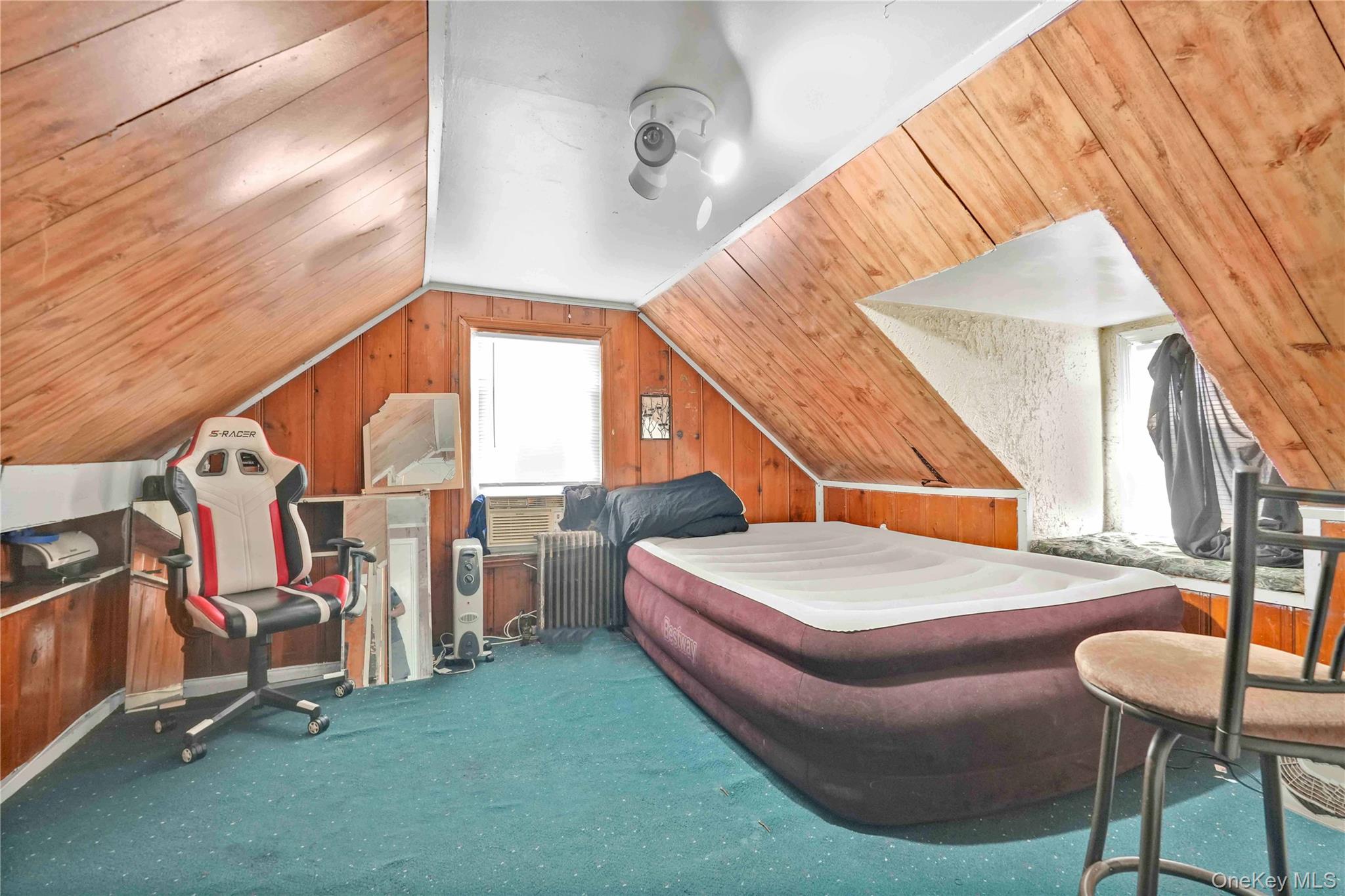 2347 Roosevelt Avenue, East Meadow, NY 11554