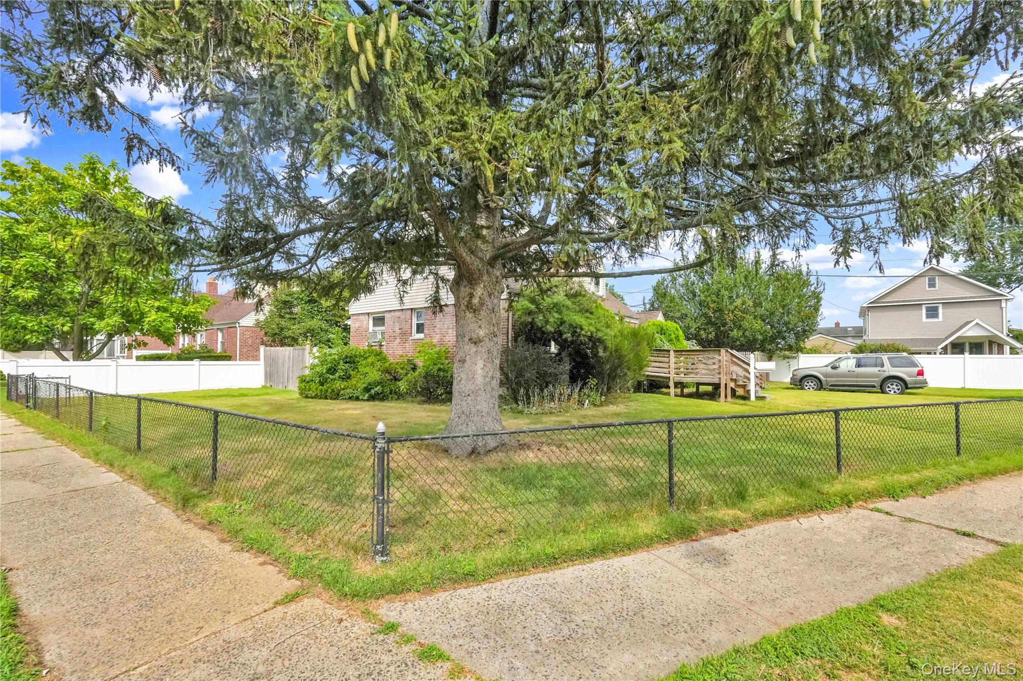 2347 Roosevelt Avenue, East Meadow, NY 11554