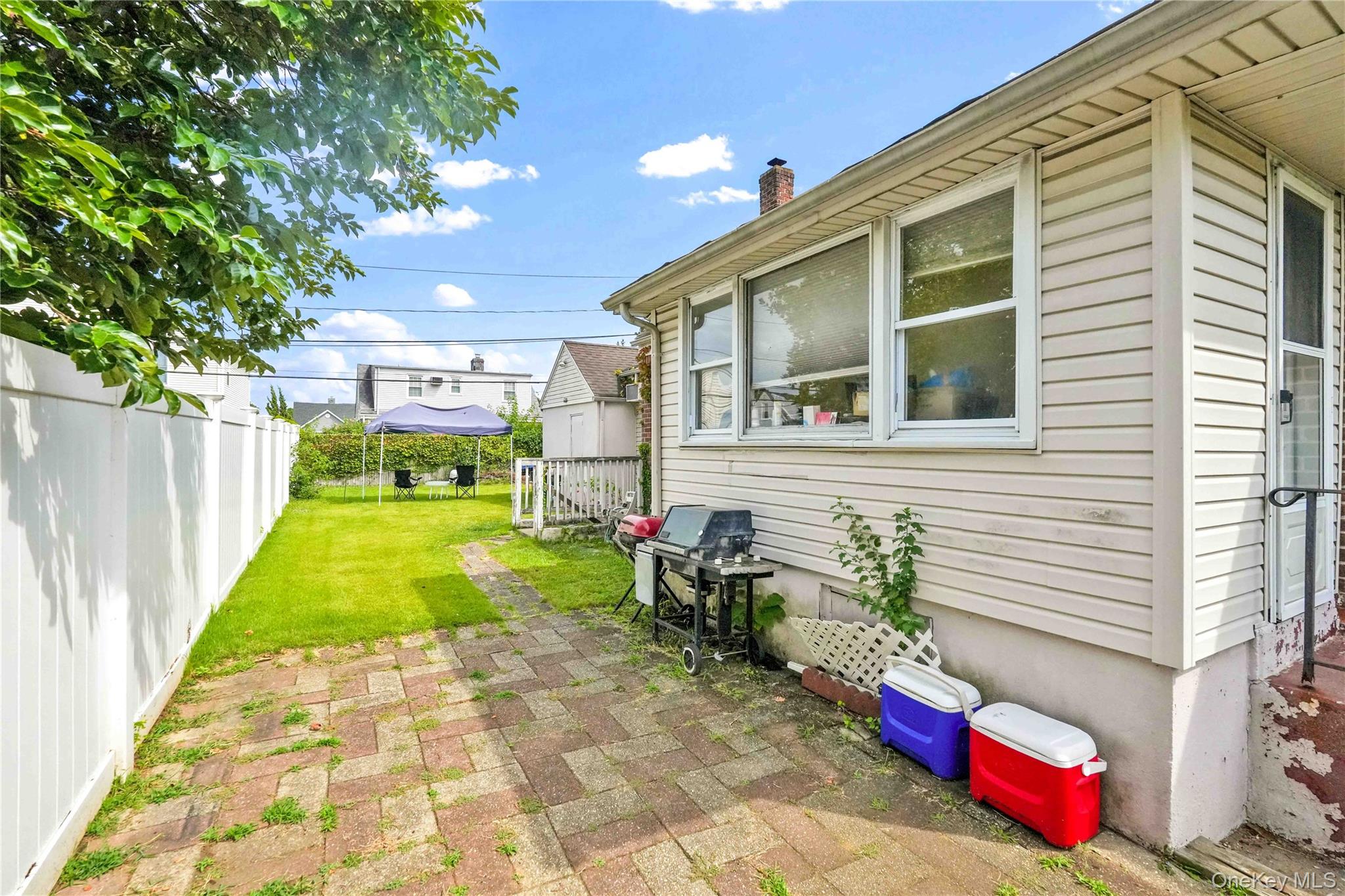 2347 Roosevelt Avenue, East Meadow, NY 11554