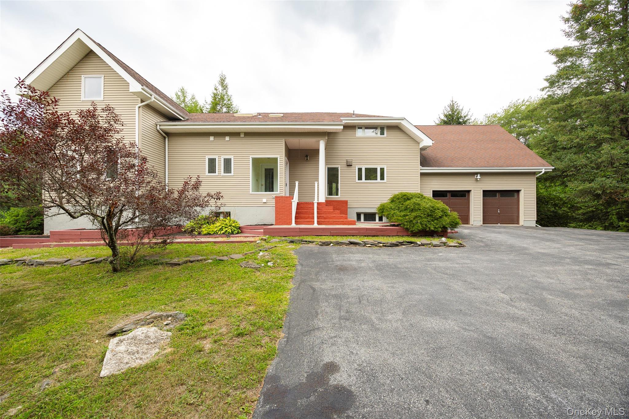 303 Freedom Road, Pleasant Valley, NY 12569