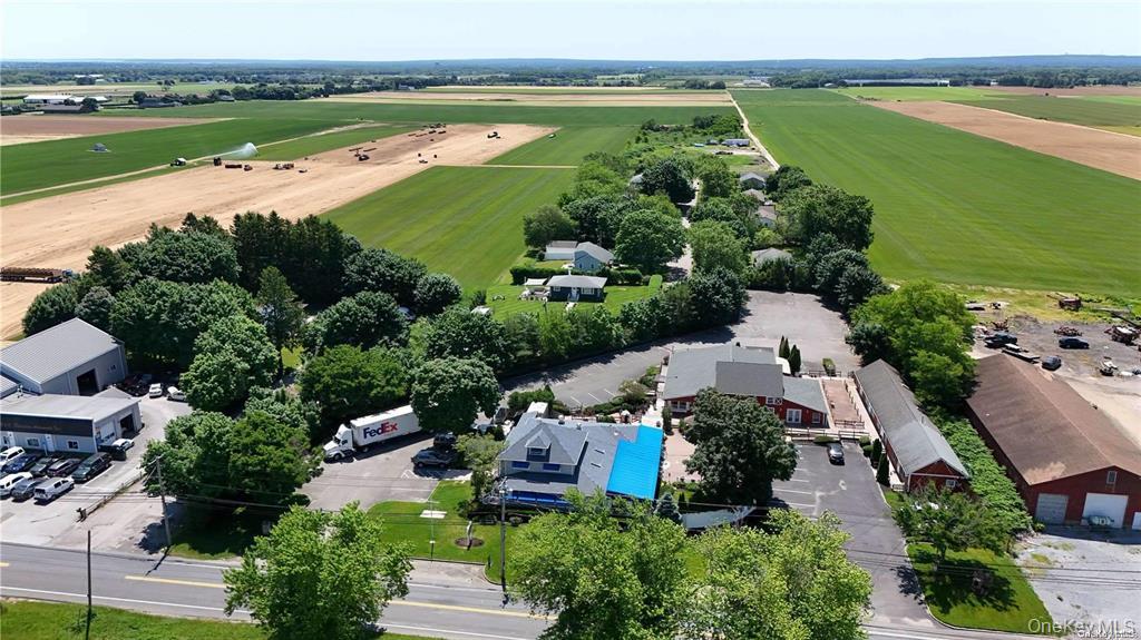 3225 Sound Avenue, Riverhead, NY 11901