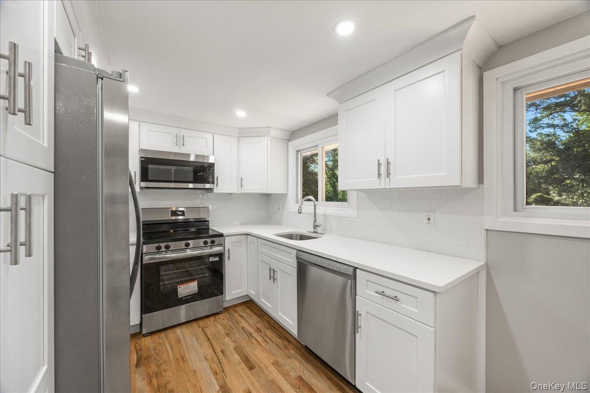 24 Stony Run Road, Newburgh, NY 12550