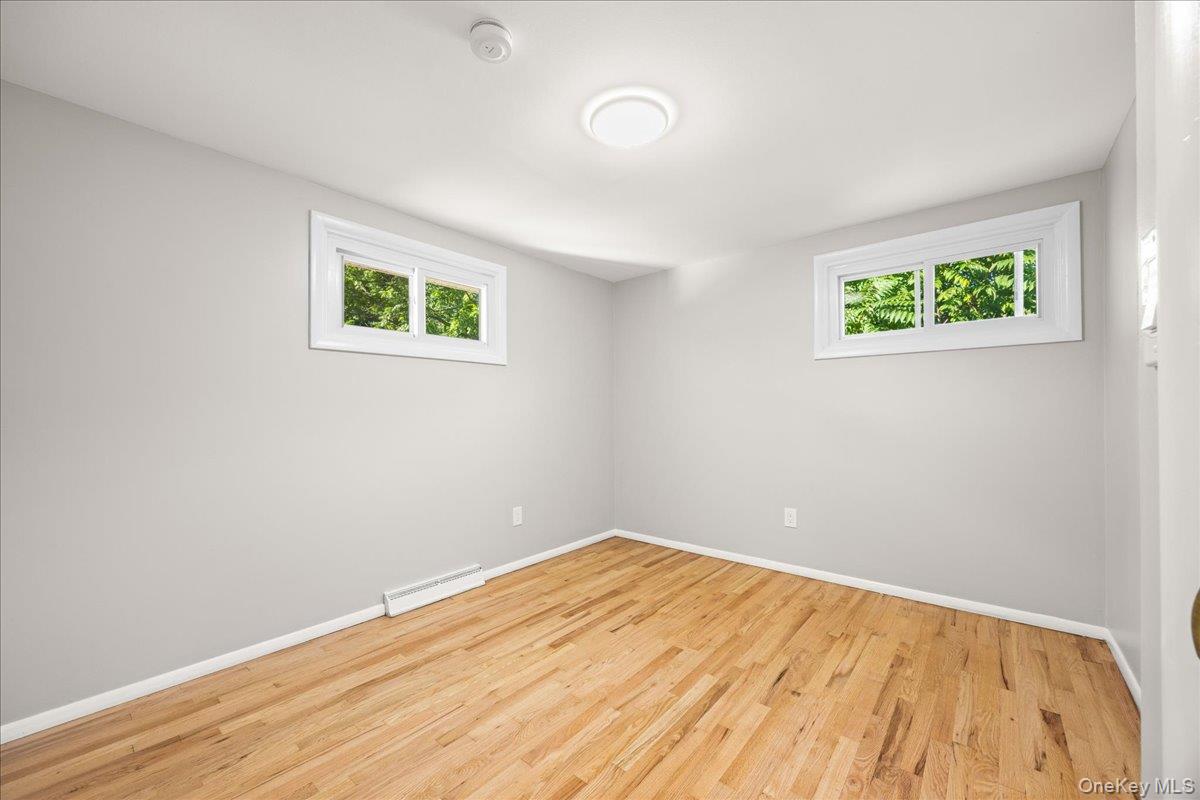 24 Stony Run Road, Newburgh, NY 12550