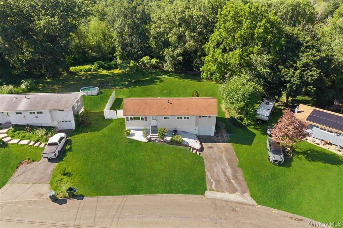 24 Stony Run Road, Newburgh, NY 12550