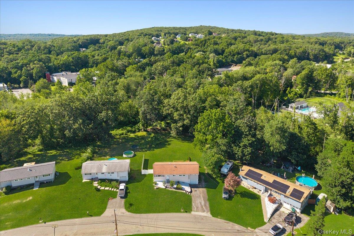 24 Stony Run Road, Newburgh, NY 12550