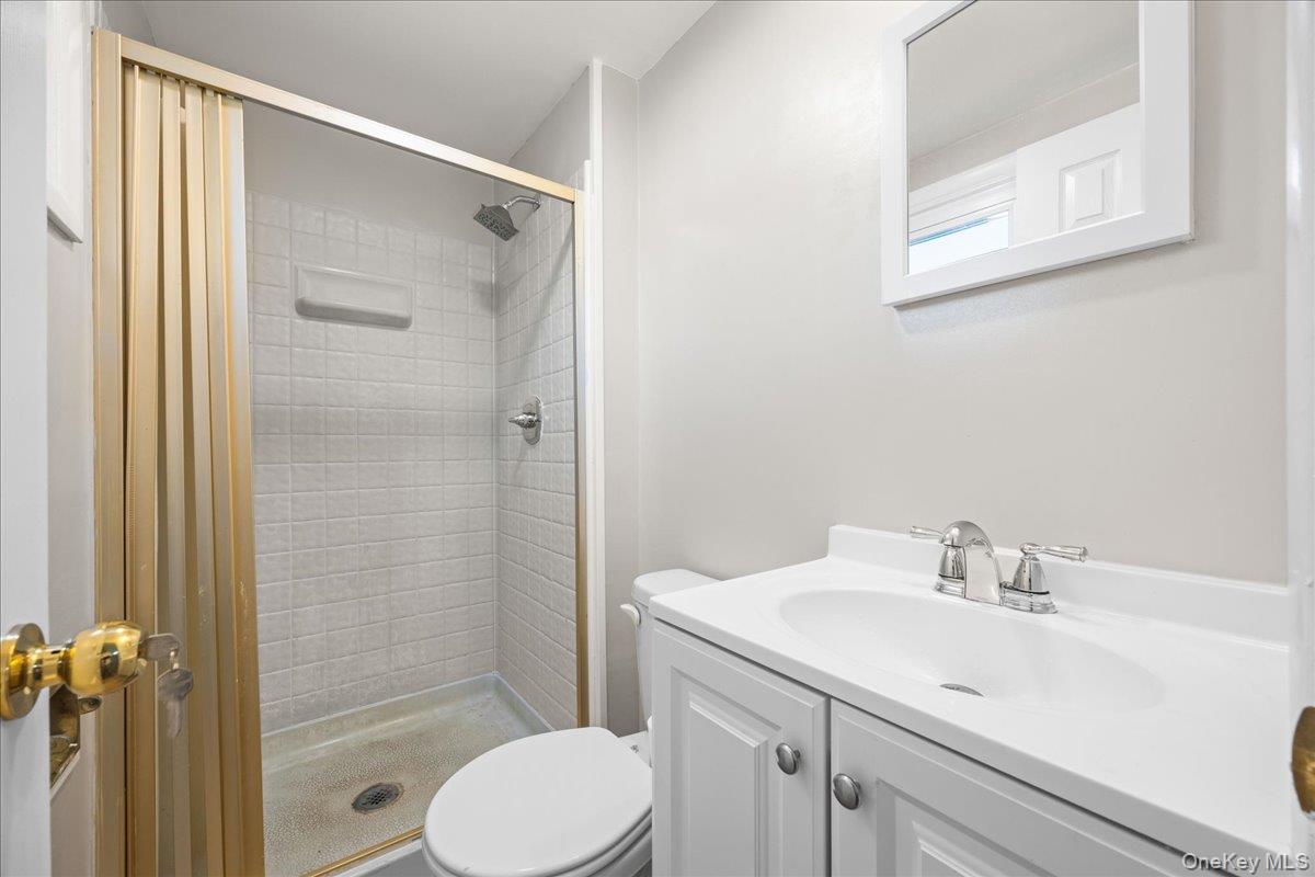 24 Stony Run Road, Newburgh, NY 12550