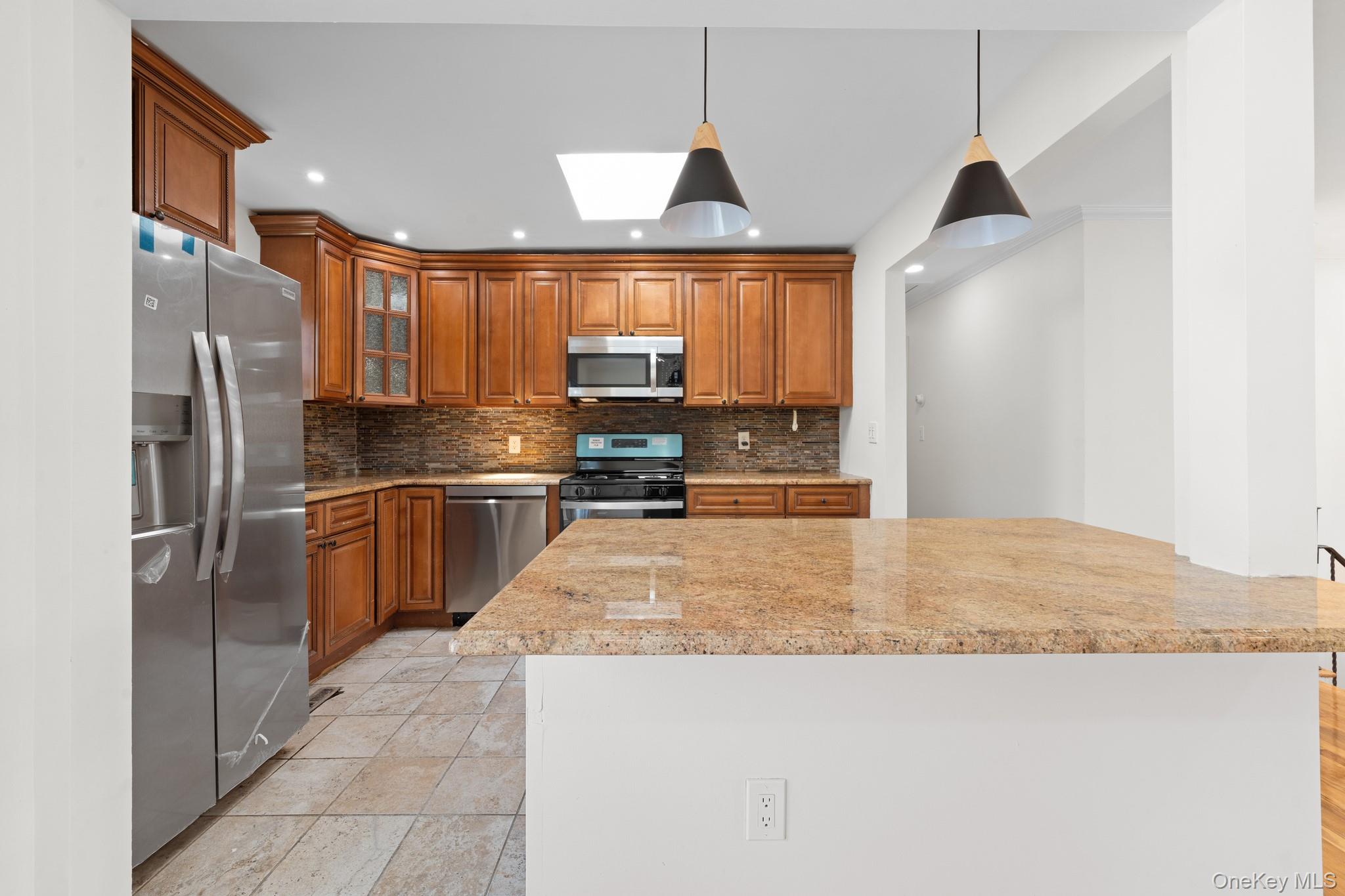 109 Remington Avenue, Selden, NY 11784