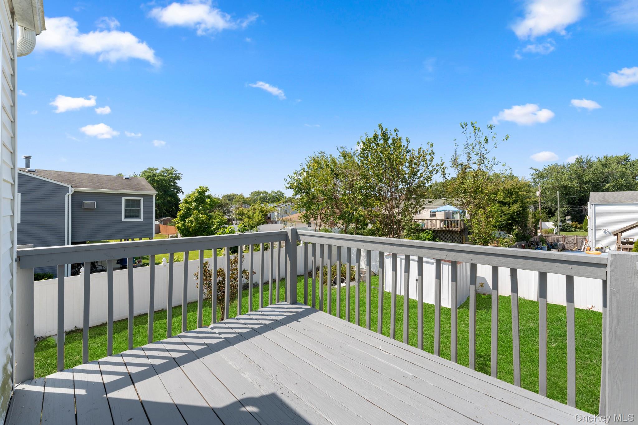 109 Remington Avenue, Selden, NY 11784