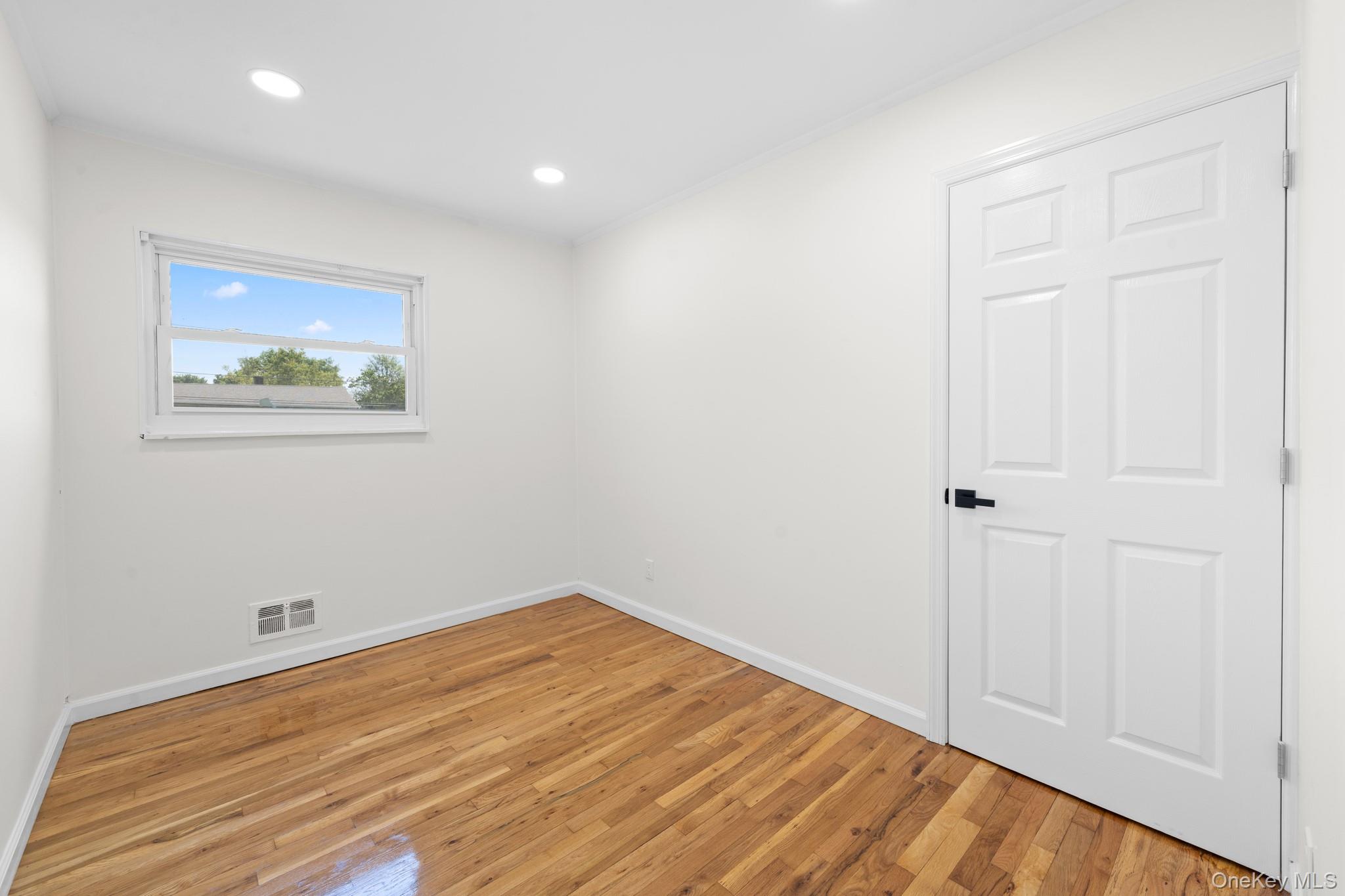 109 Remington Avenue, Selden, NY 11784