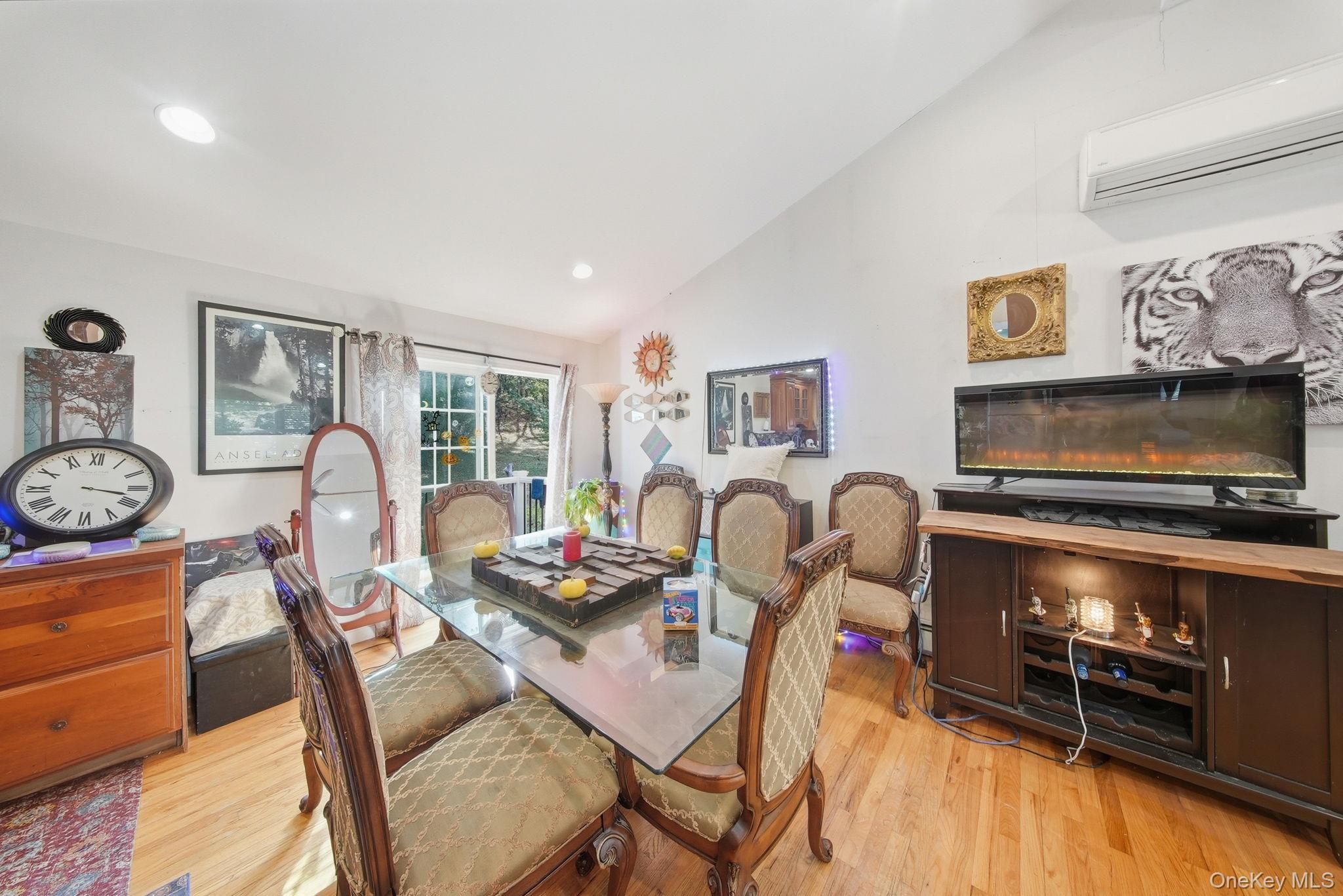 7 Dussenbury Drive, Florida, NY 10921