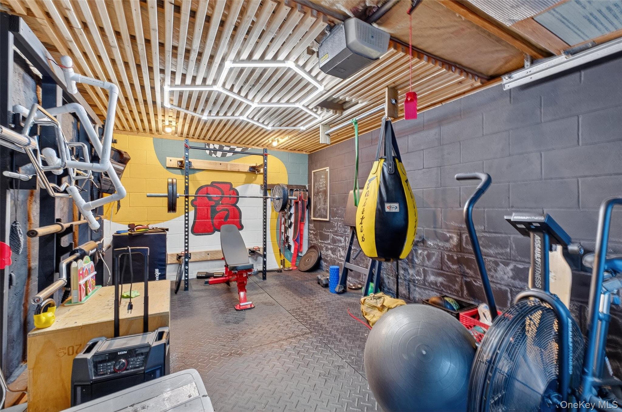 4 Marian Avenue, Poughkeepsie, NY 12601