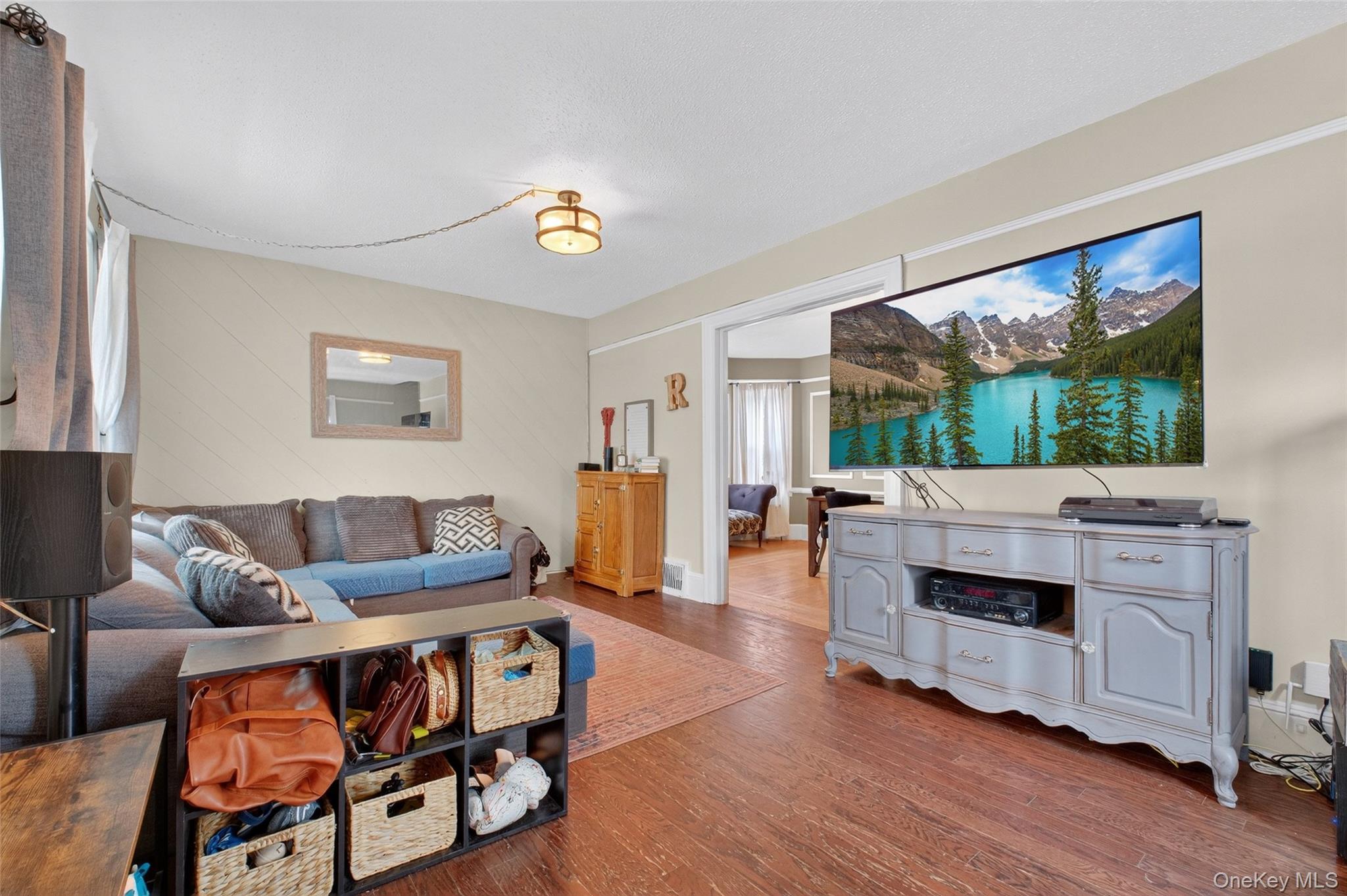 4 Marian Avenue, Poughkeepsie, NY 12601