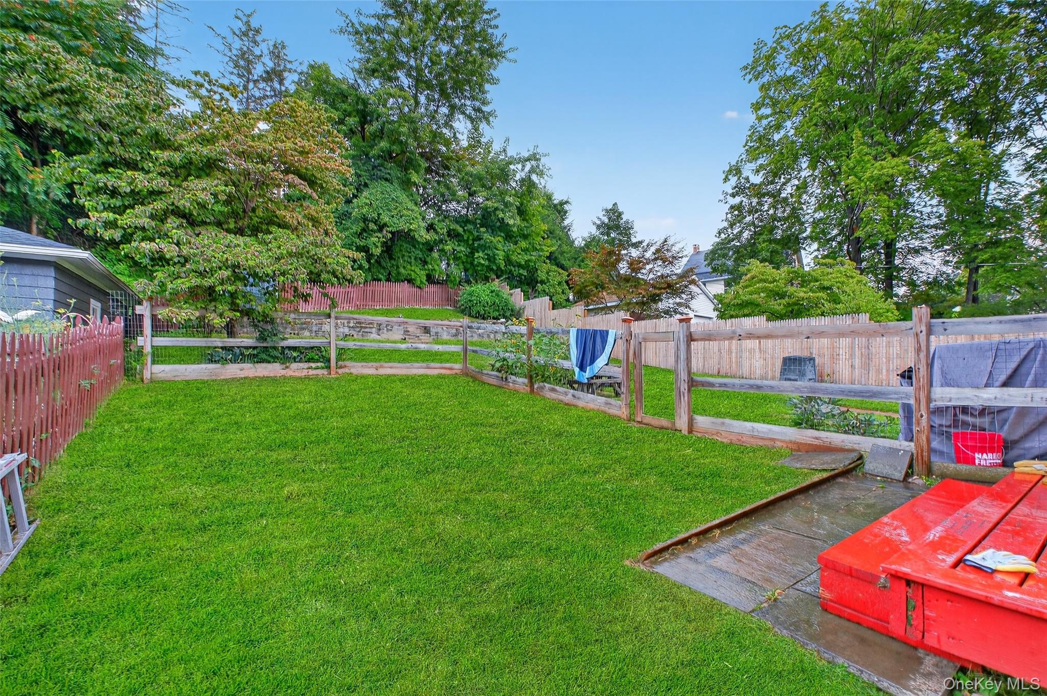 4 Marian Avenue, Poughkeepsie, NY 12601