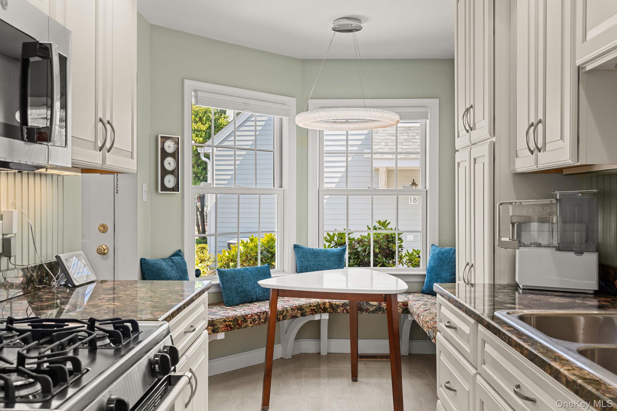 193 Hamilton Avenue # 20, Greenwich, CT 06830