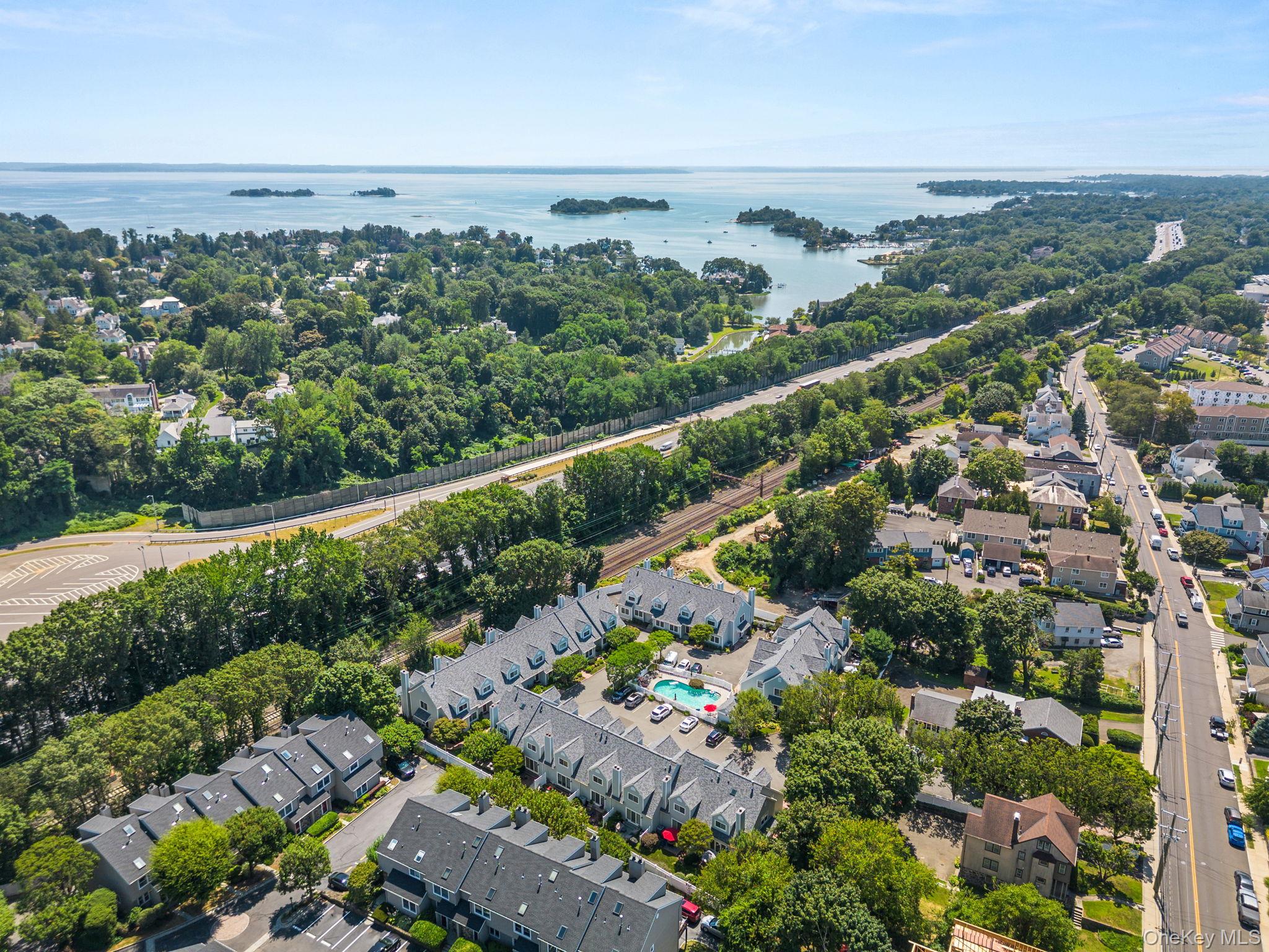 193 Hamilton Avenue # 20, Greenwich, CT 06830