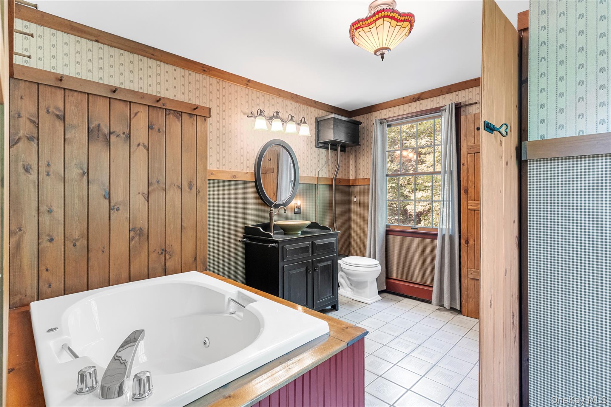 213 Ski Run Road, Bloomingburg, NY 12721