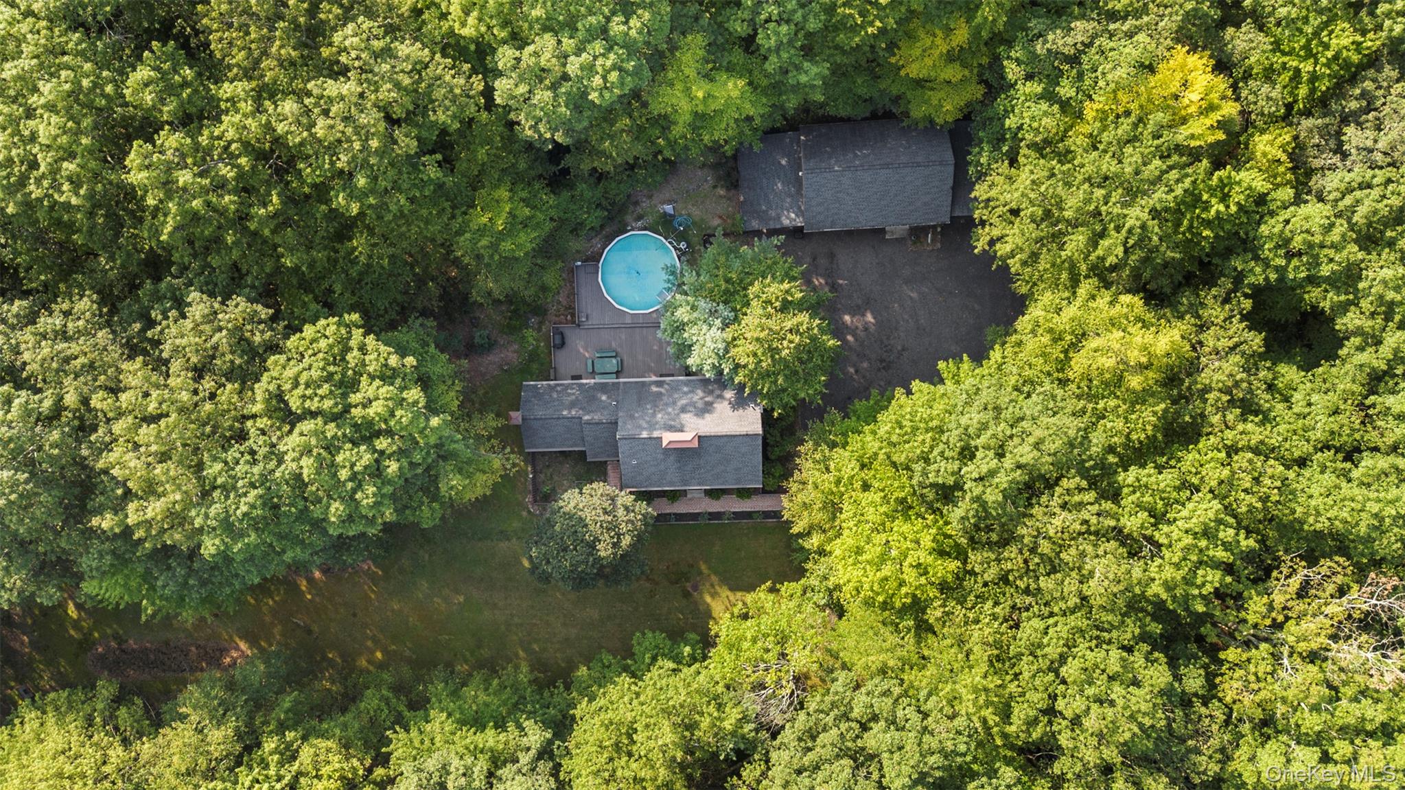 213 Ski Run Road, Bloomingburg, NY 12721