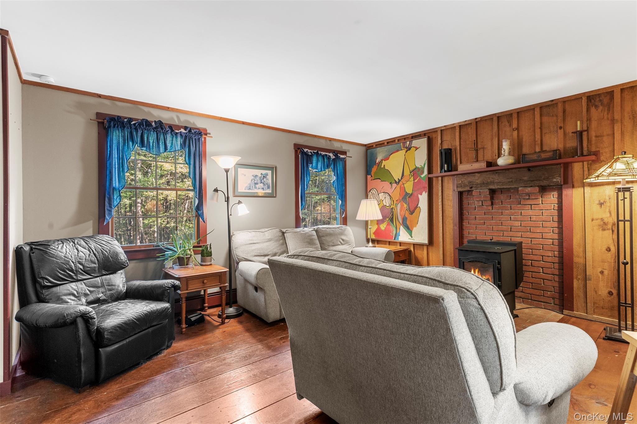 213 Ski Run Road, Bloomingburg, NY 12721