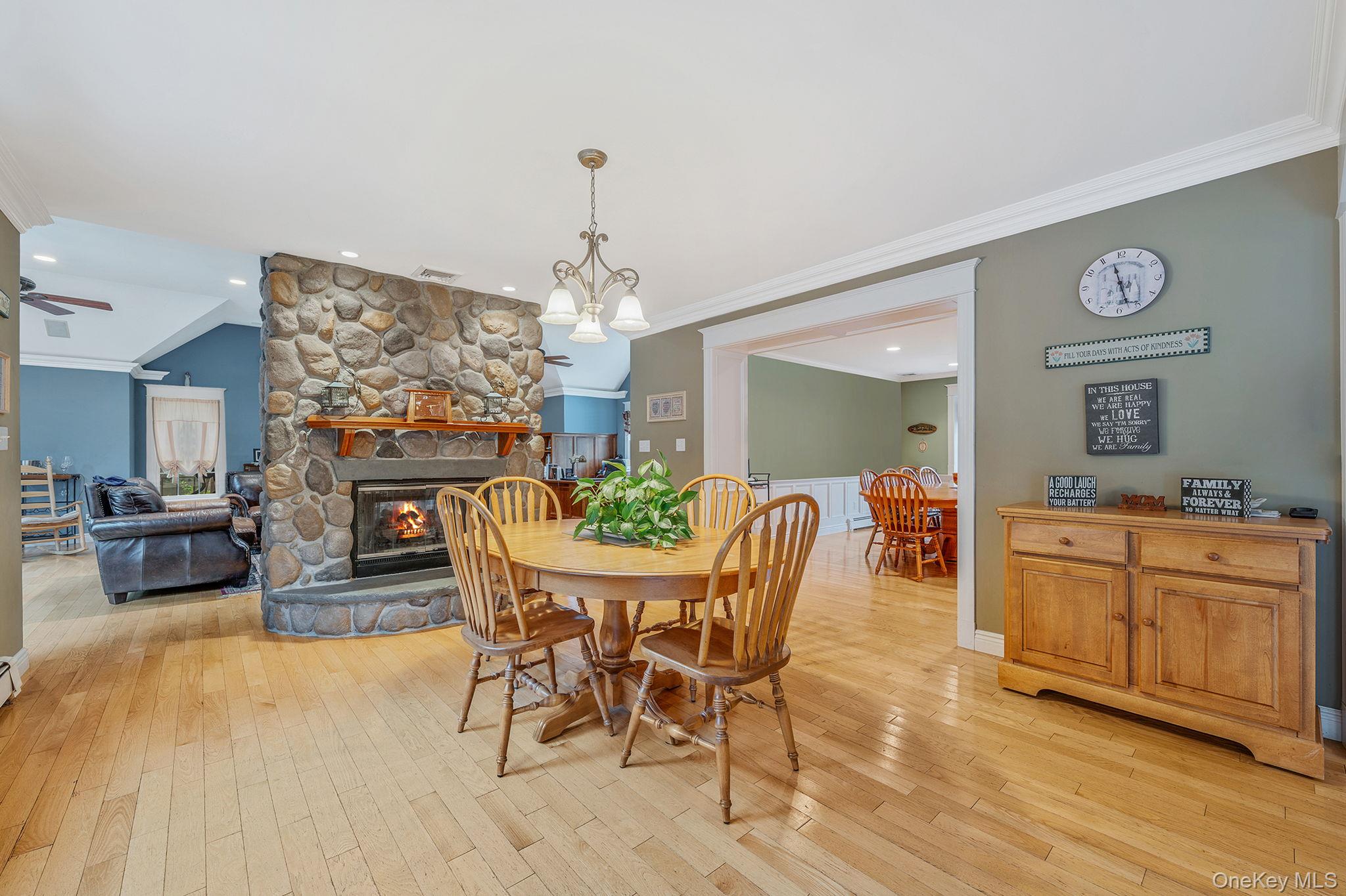 10 Spyglass Lane, East Setauket, NY 11733