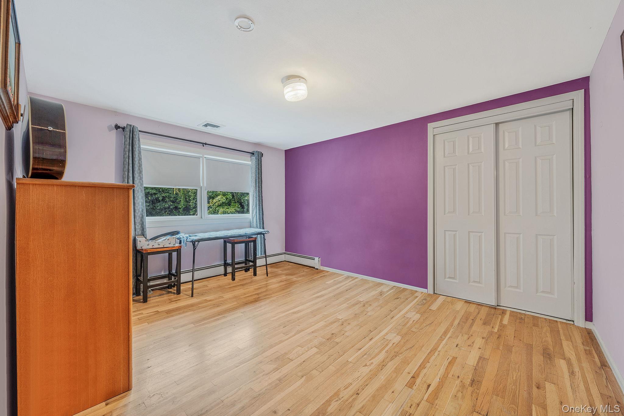 10 Spyglass Lane, East Setauket, NY 11733