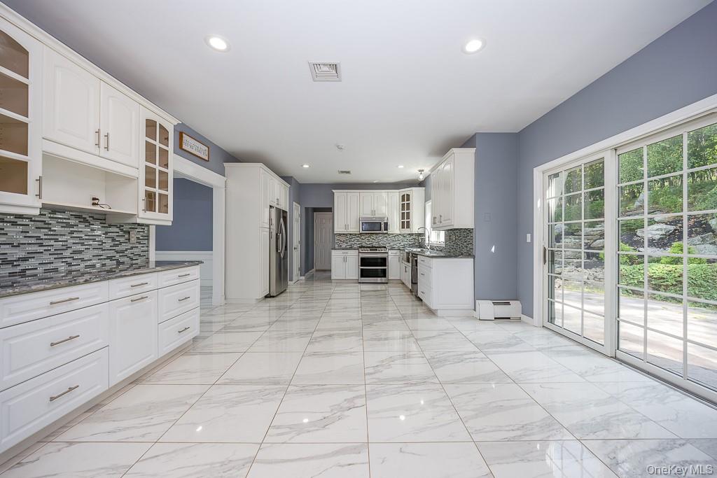 36 Dickens Street, Stony Point, NY 10980