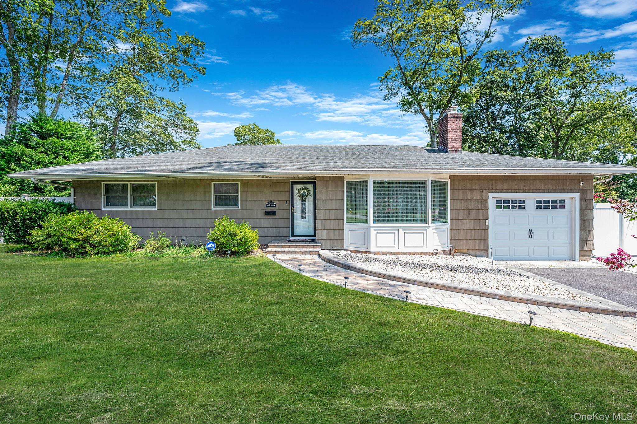 249 N Prospect Avenue, Patchogue, NY 11772