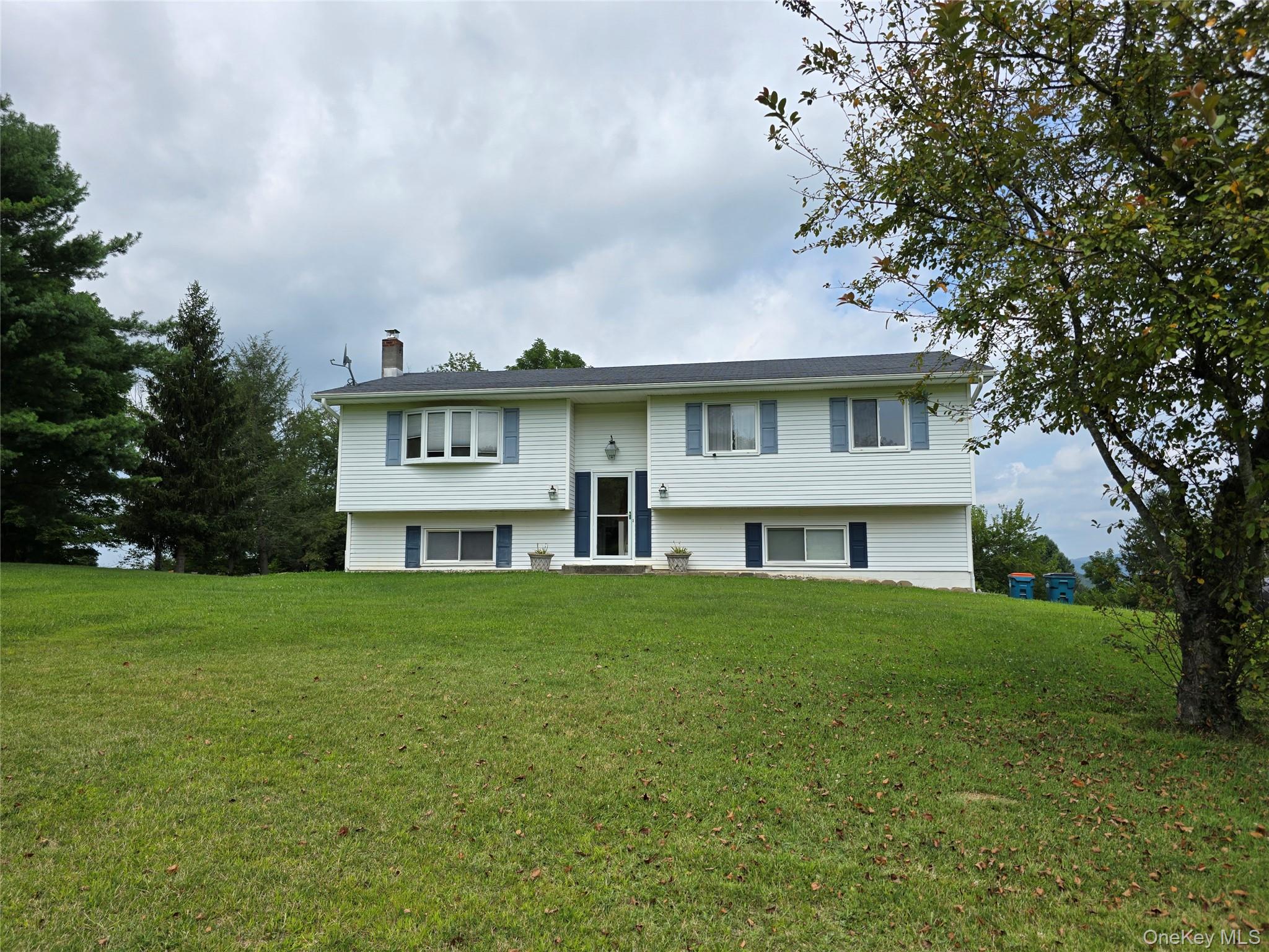 38 Brill Lane, Poughquag, NY 12570