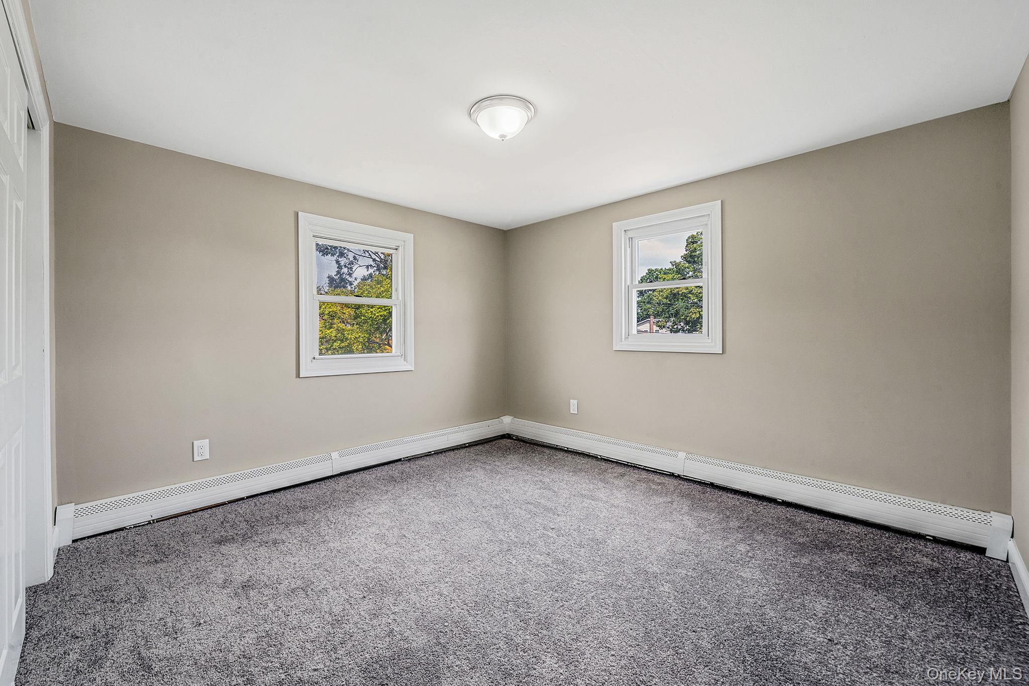 286 Old Country Road, Deer Park, NY 11729