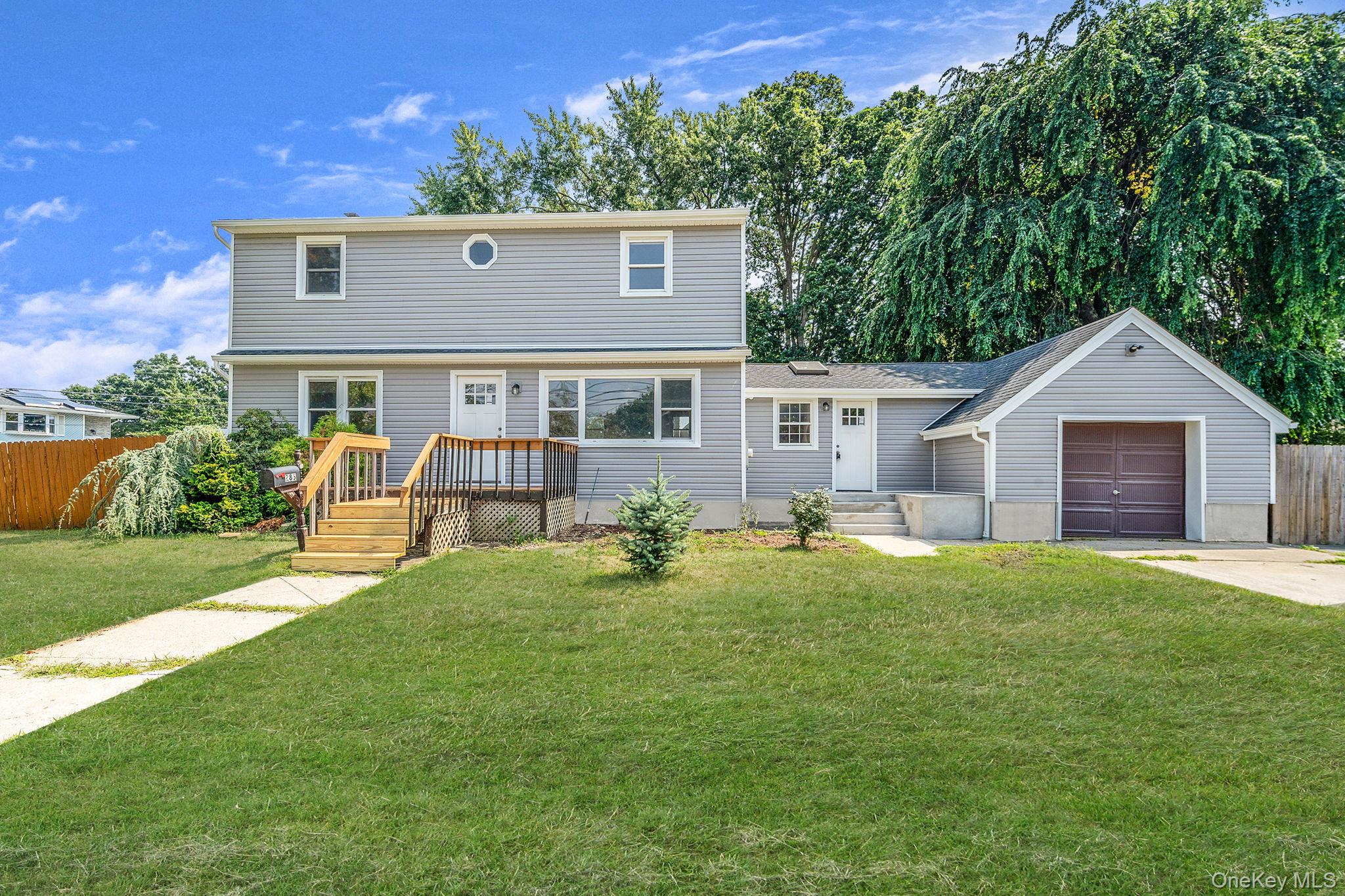 286 Old Country Road, Deer Park, NY 11729