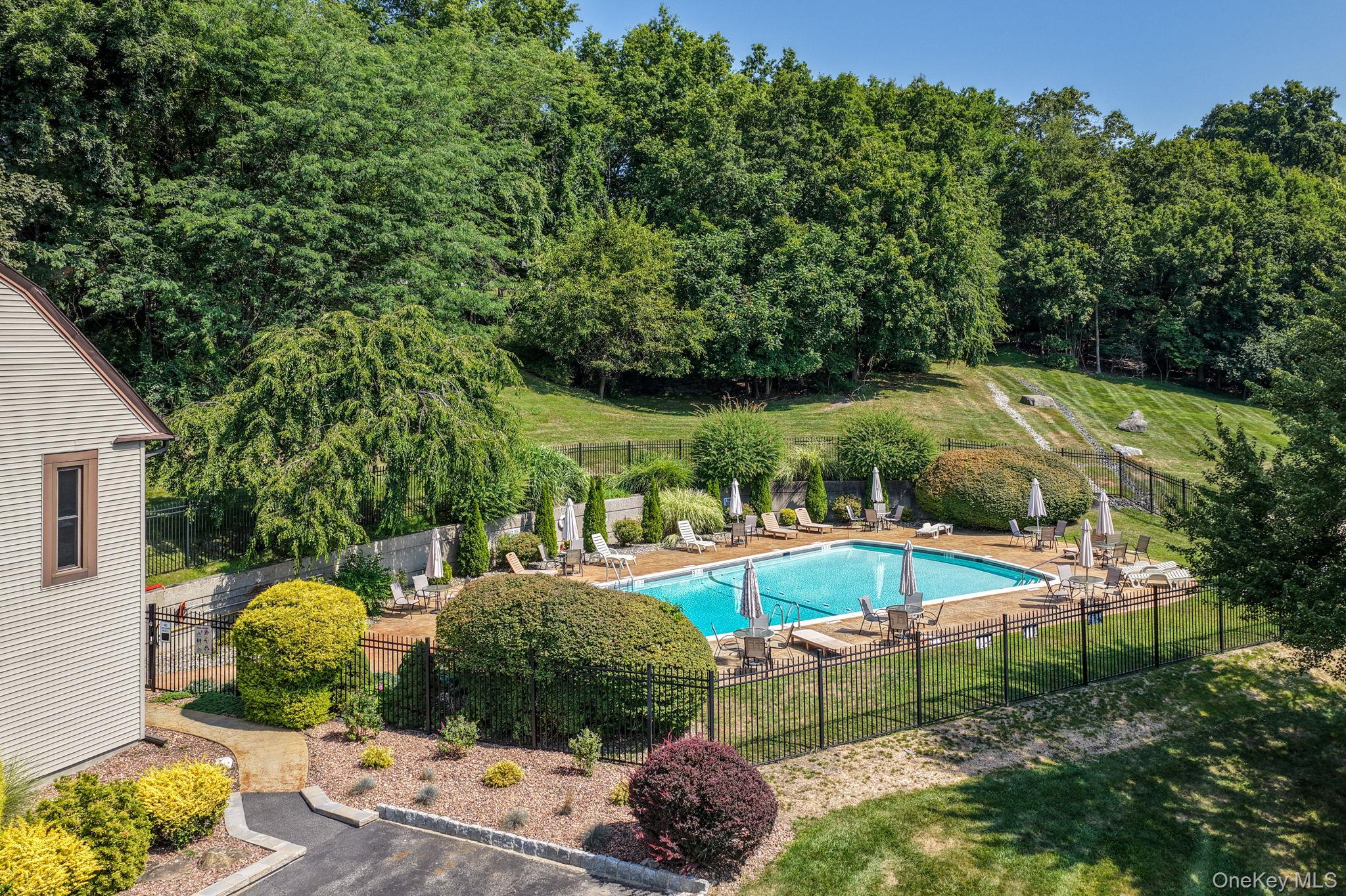 89 Sycamore Drive, Middletown, NY 10940