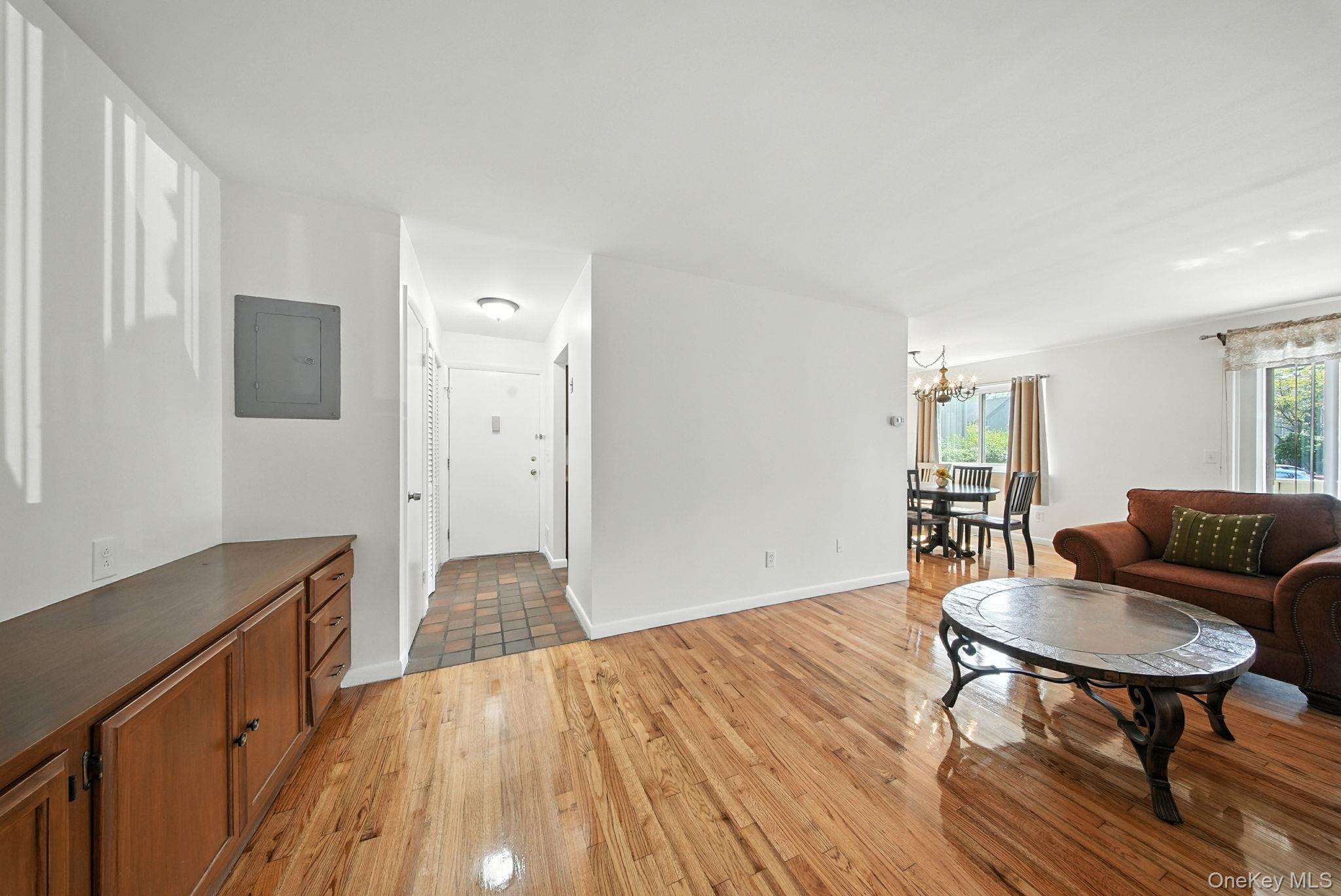 89 Sycamore Drive, Middletown, NY 10940