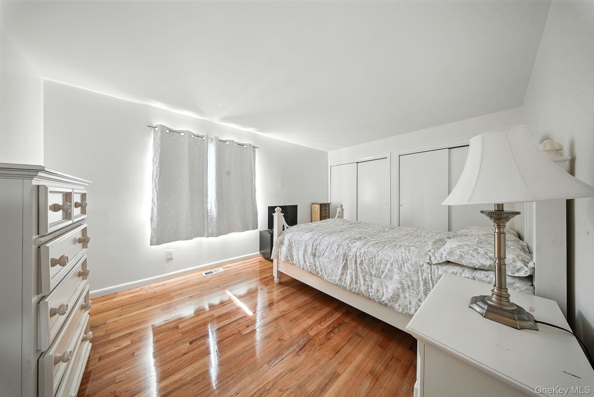 89 Sycamore Drive, Middletown, NY 10940