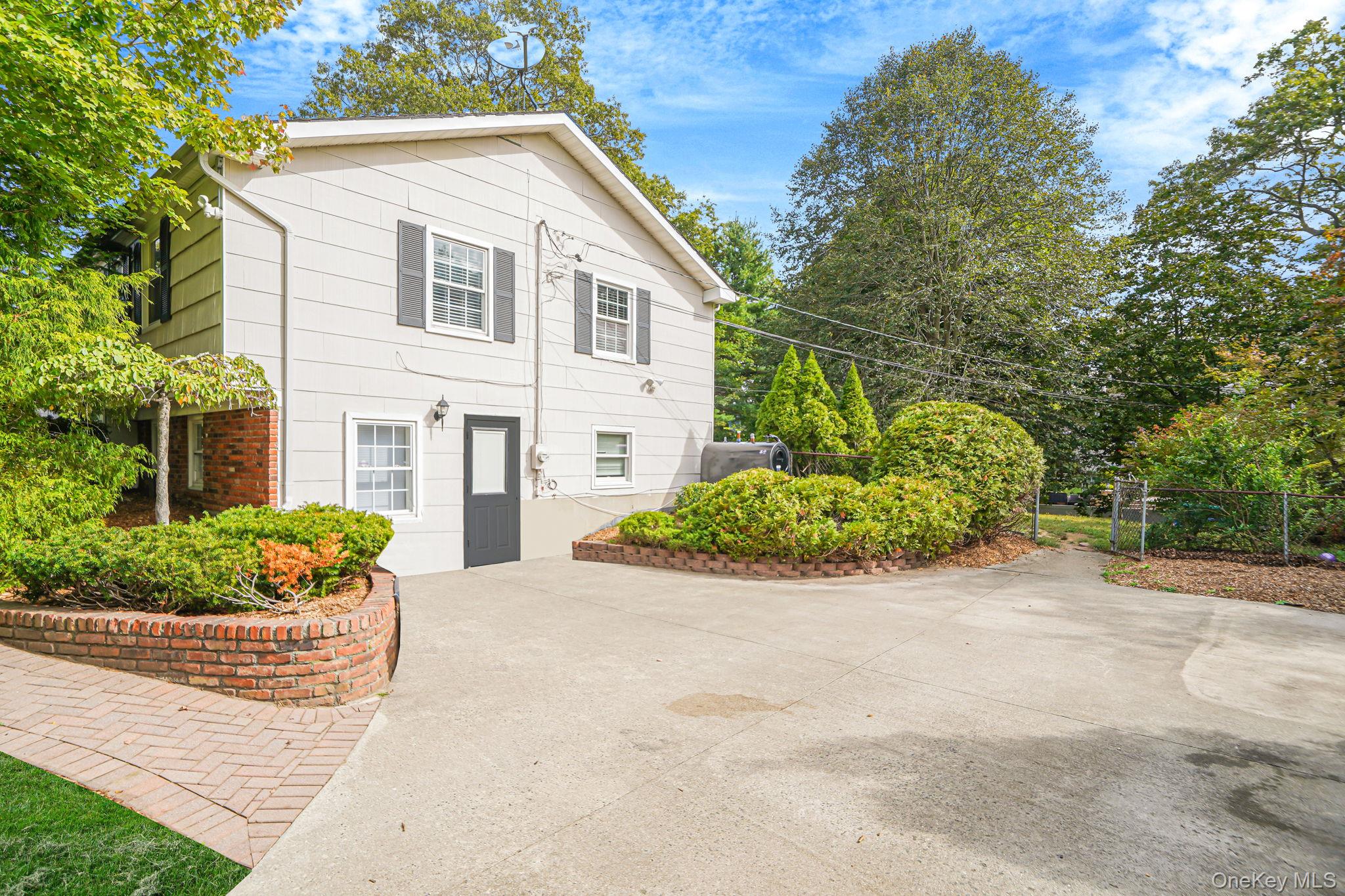 35 Wedgewood Drive, Coram, NY 11727