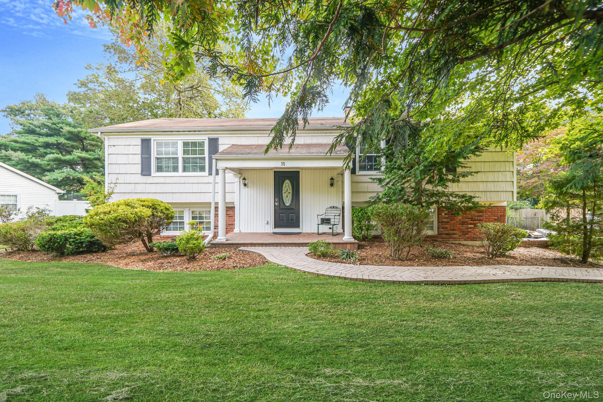 35 Wedgewood Drive, Coram, NY 11727