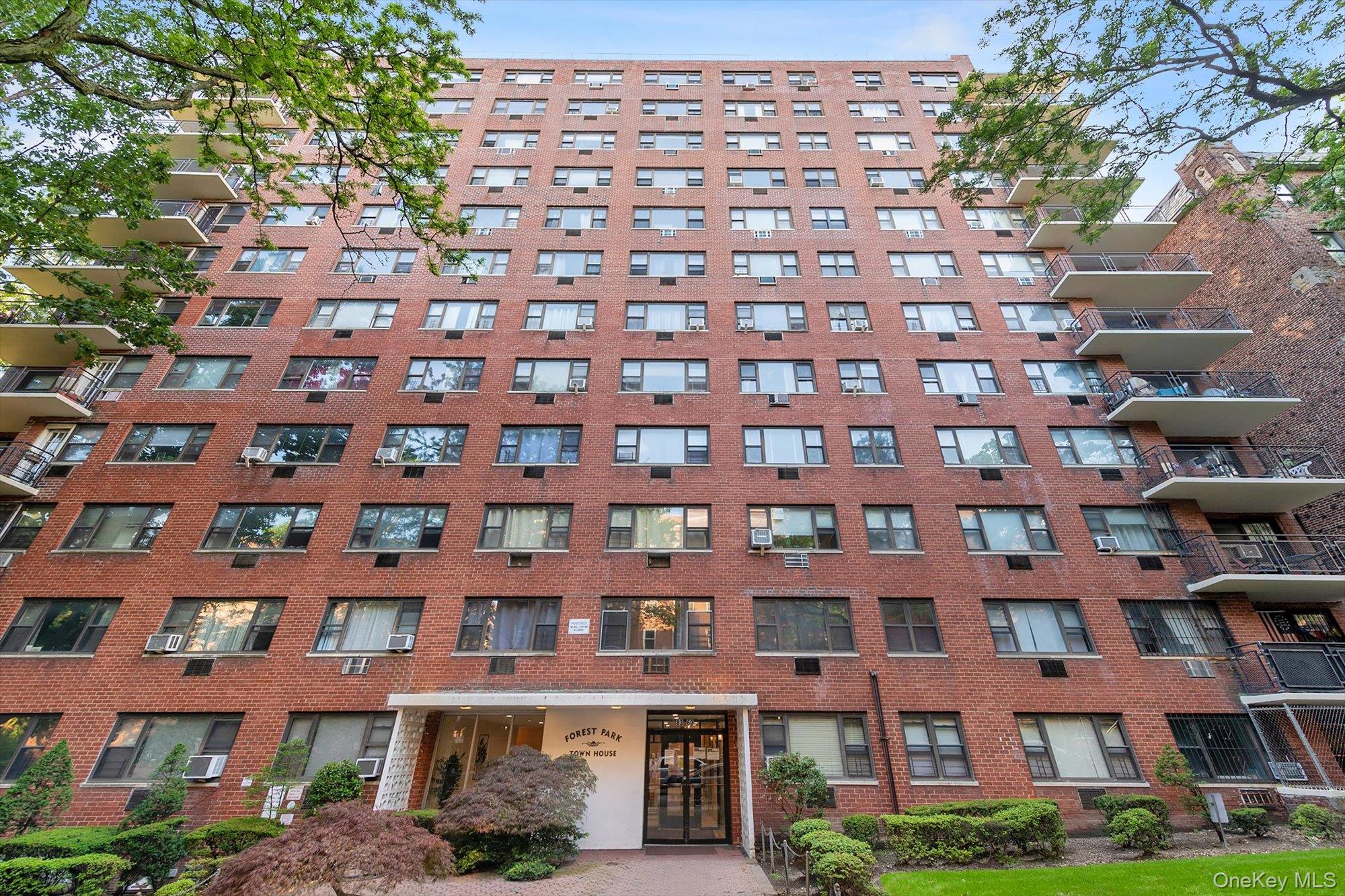 83-60 118th Street # 12F, Kew Gardens, NY 11415