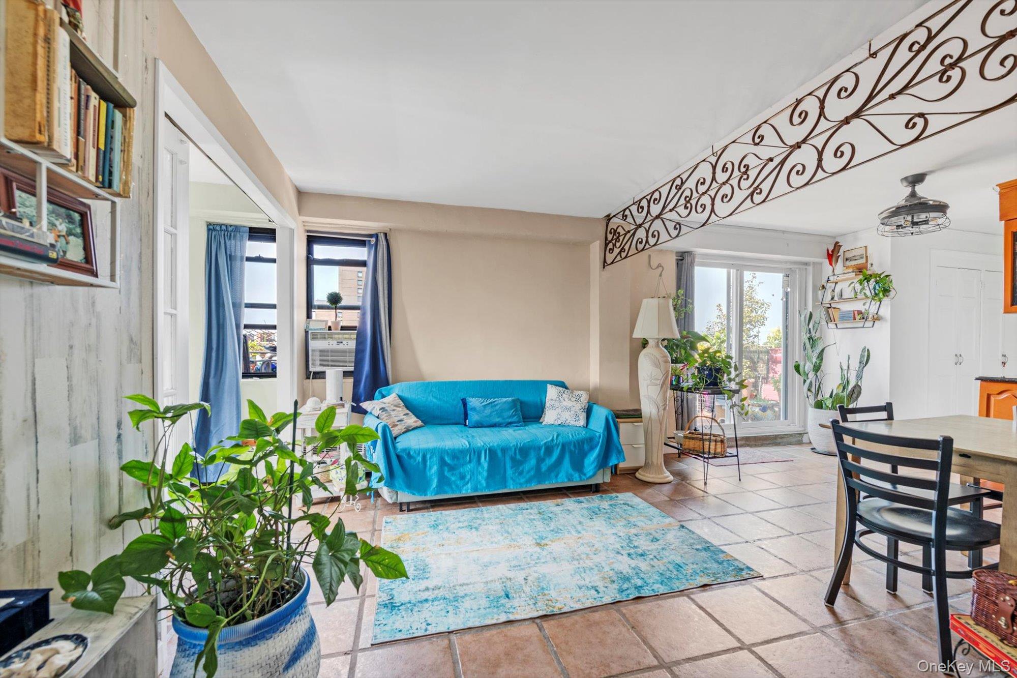 83-60 118th Street # 12F, Kew Gardens, NY 11415