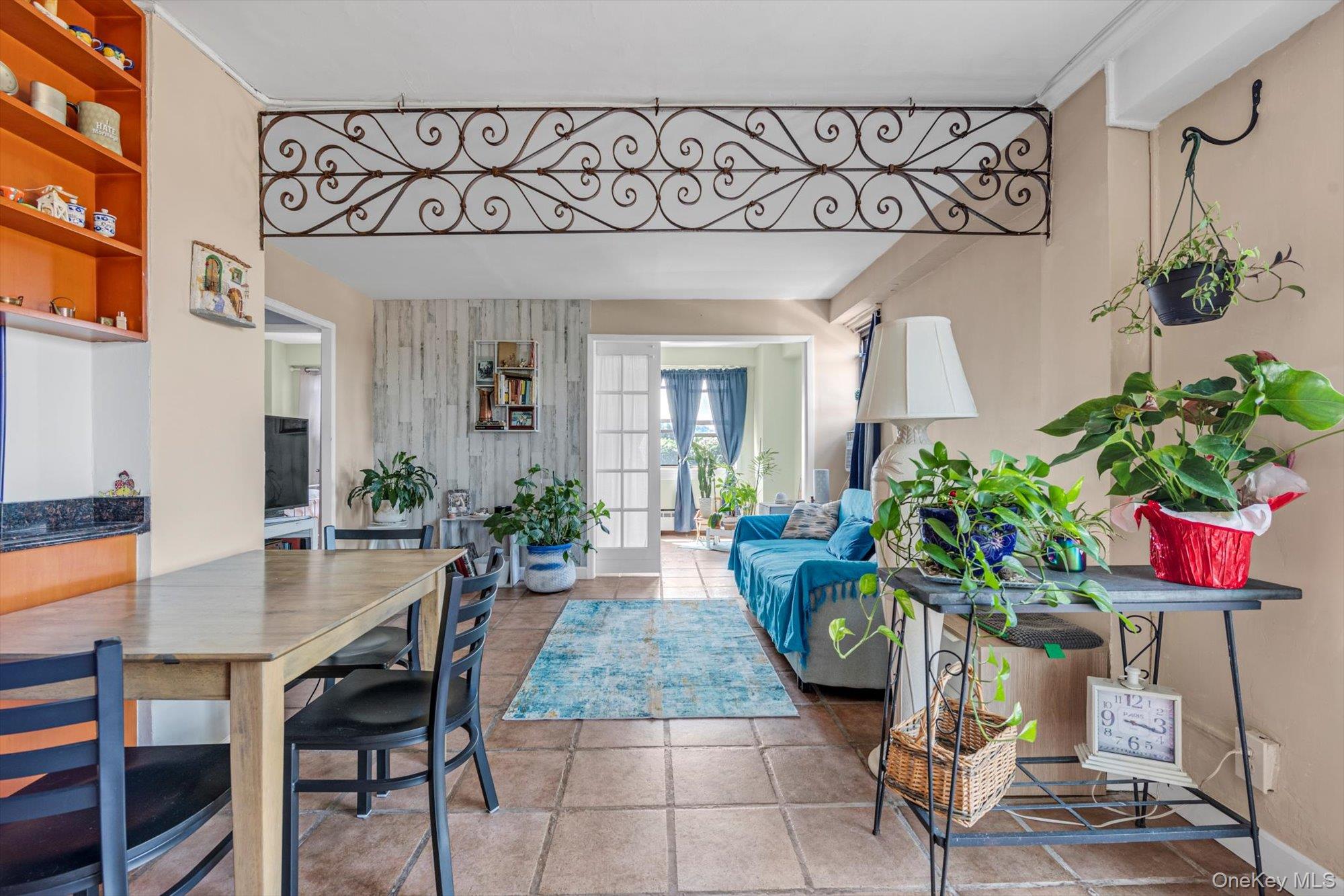 83-60 118th Street # 12F, Kew Gardens, NY 11415