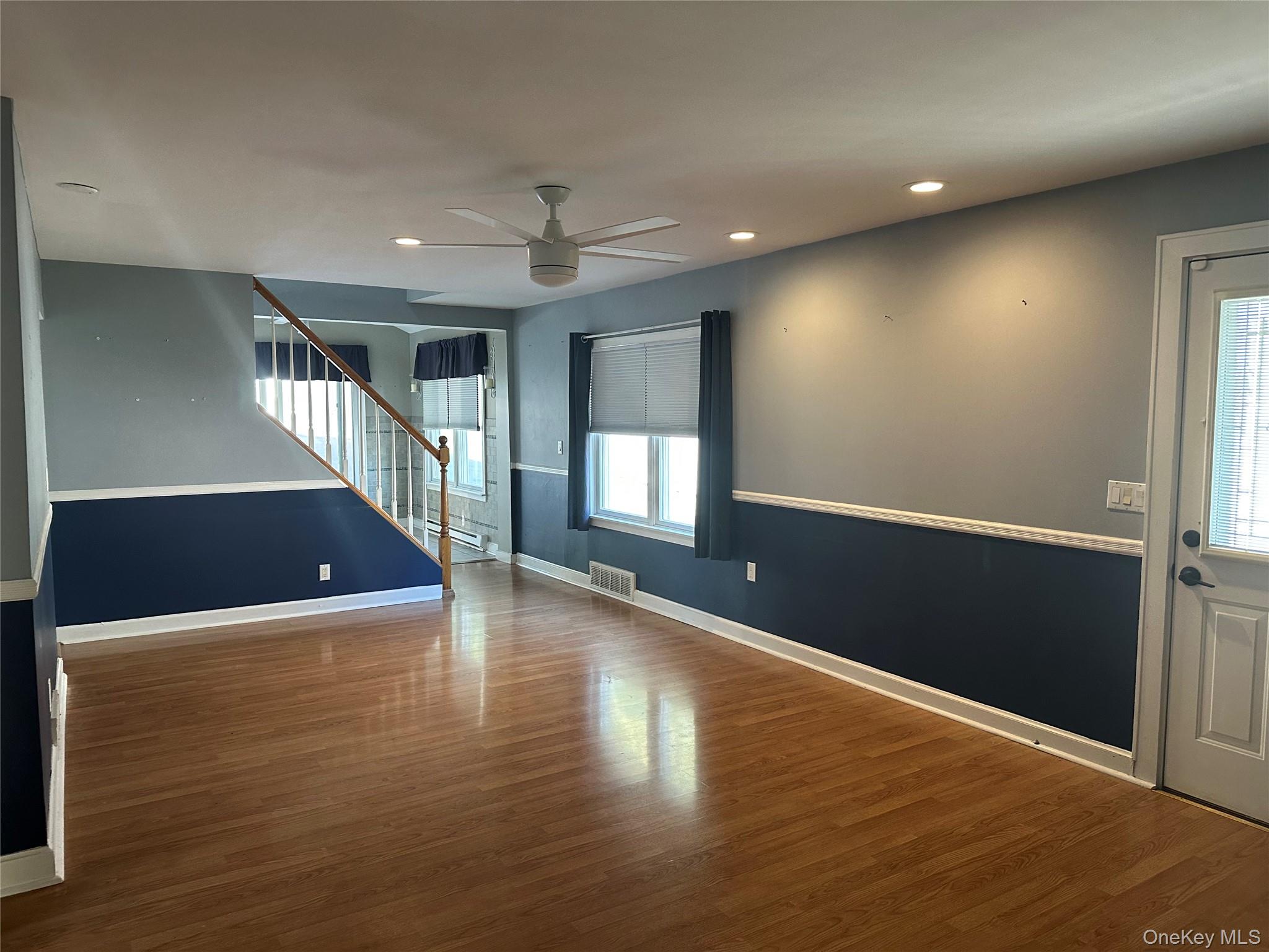 18 Peckham Road, Poughkeepsie, NY 12603