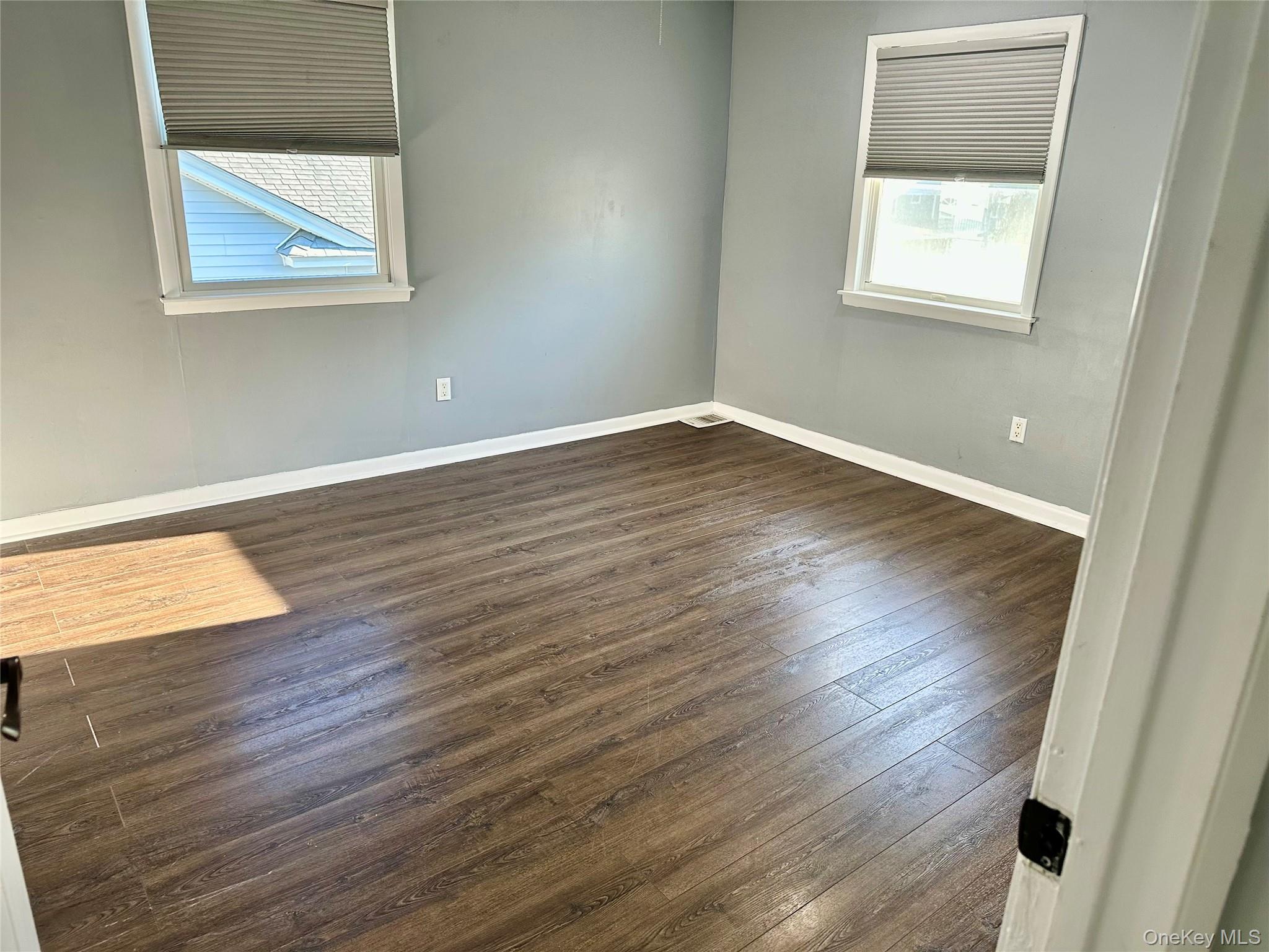 18 Peckham Road, Poughkeepsie, NY 12603