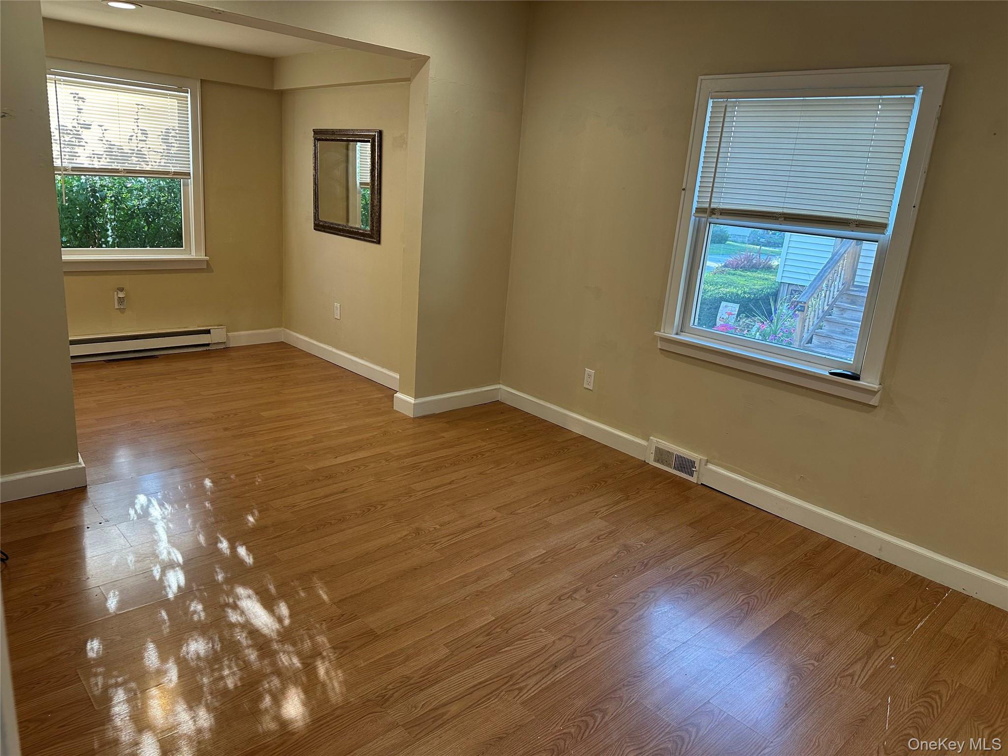 18 Peckham Road, Poughkeepsie, NY 12603