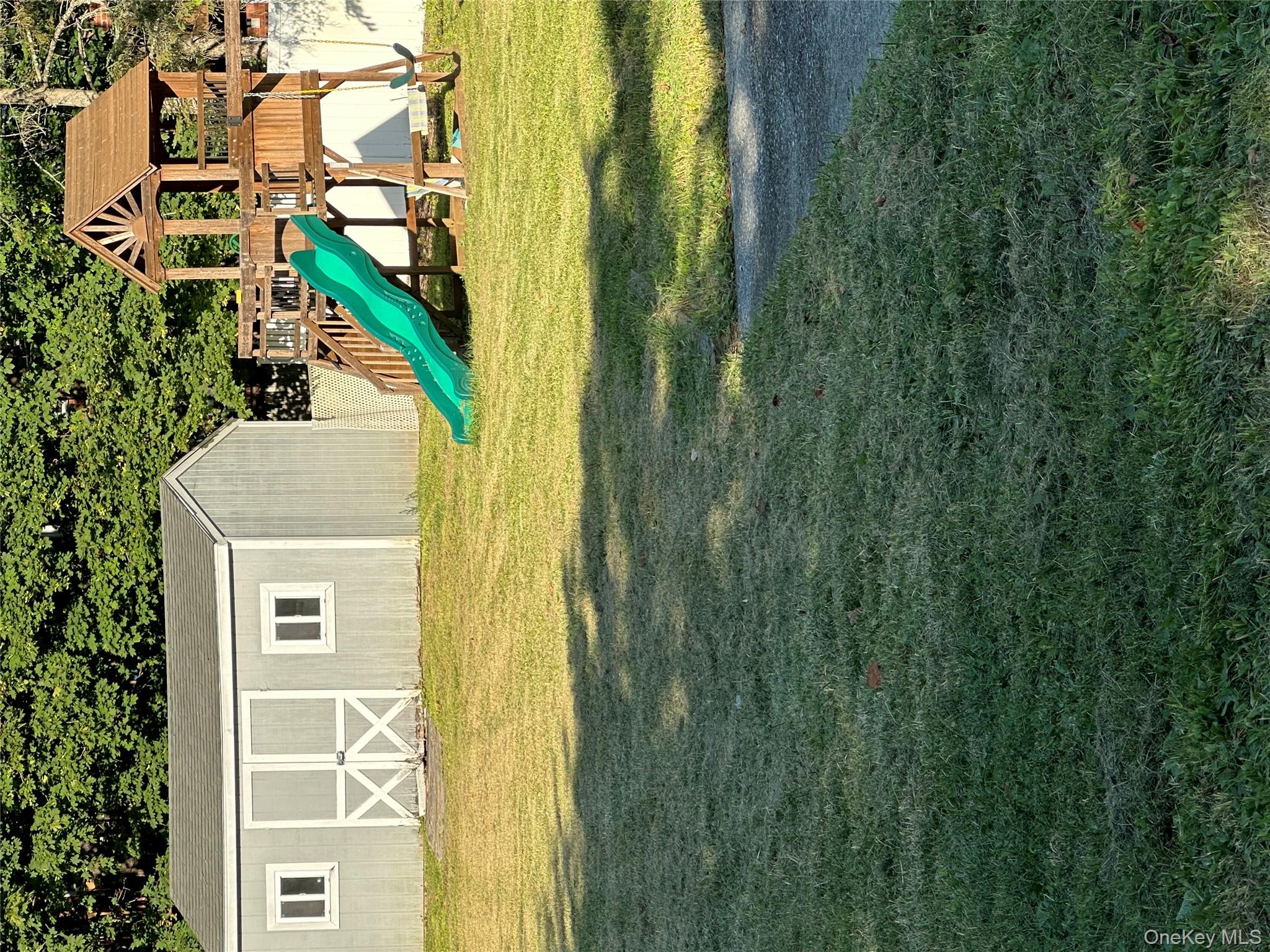 18 Peckham Road, Poughkeepsie, NY 12603