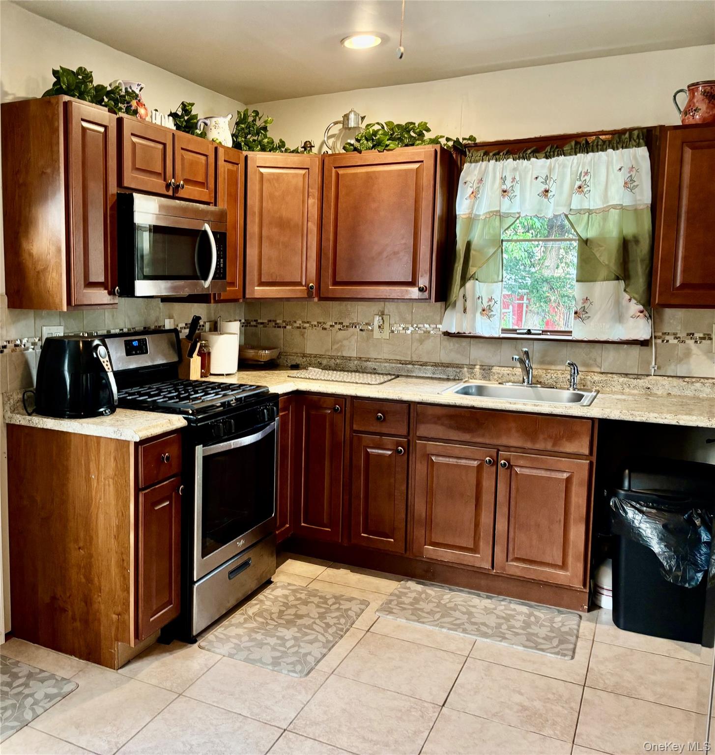 26 E 12th Street, Huntington Station, NY 11746