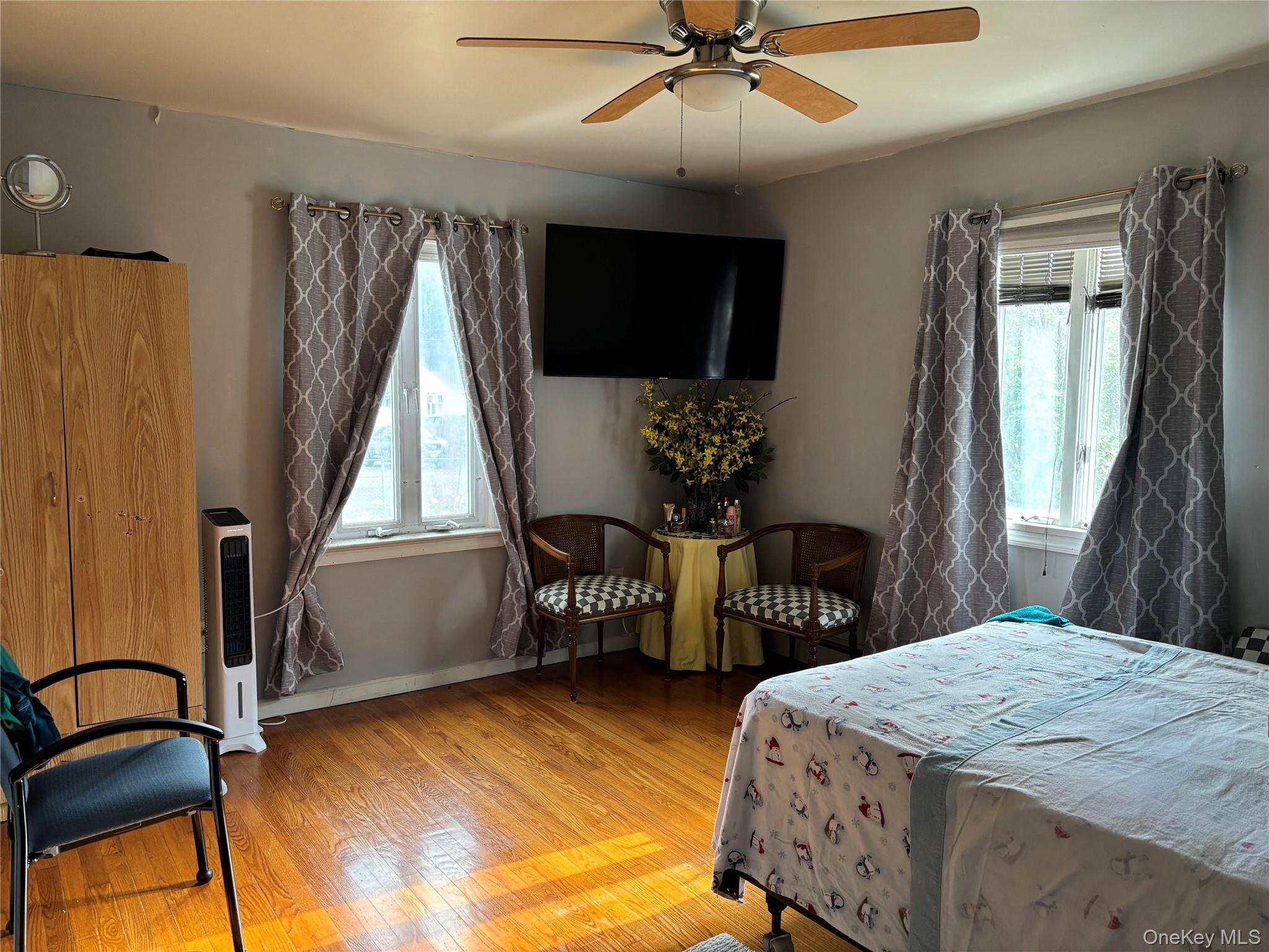 26 E 12th Street, Huntington Station, NY 11746