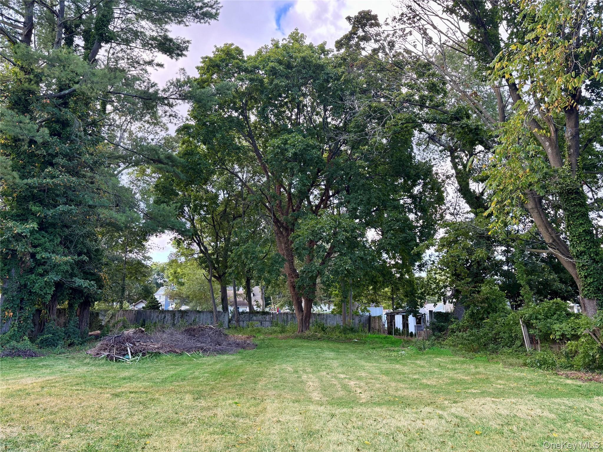 26 E 12th Street, Huntington Station, NY 11746