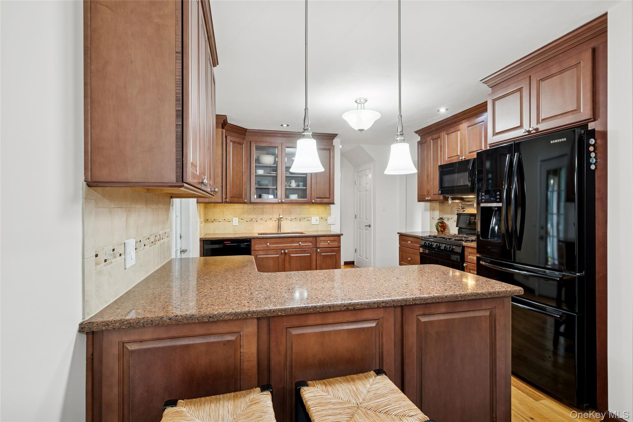 34 MOREWOOD DRIVE, Smithtown, NY 11787