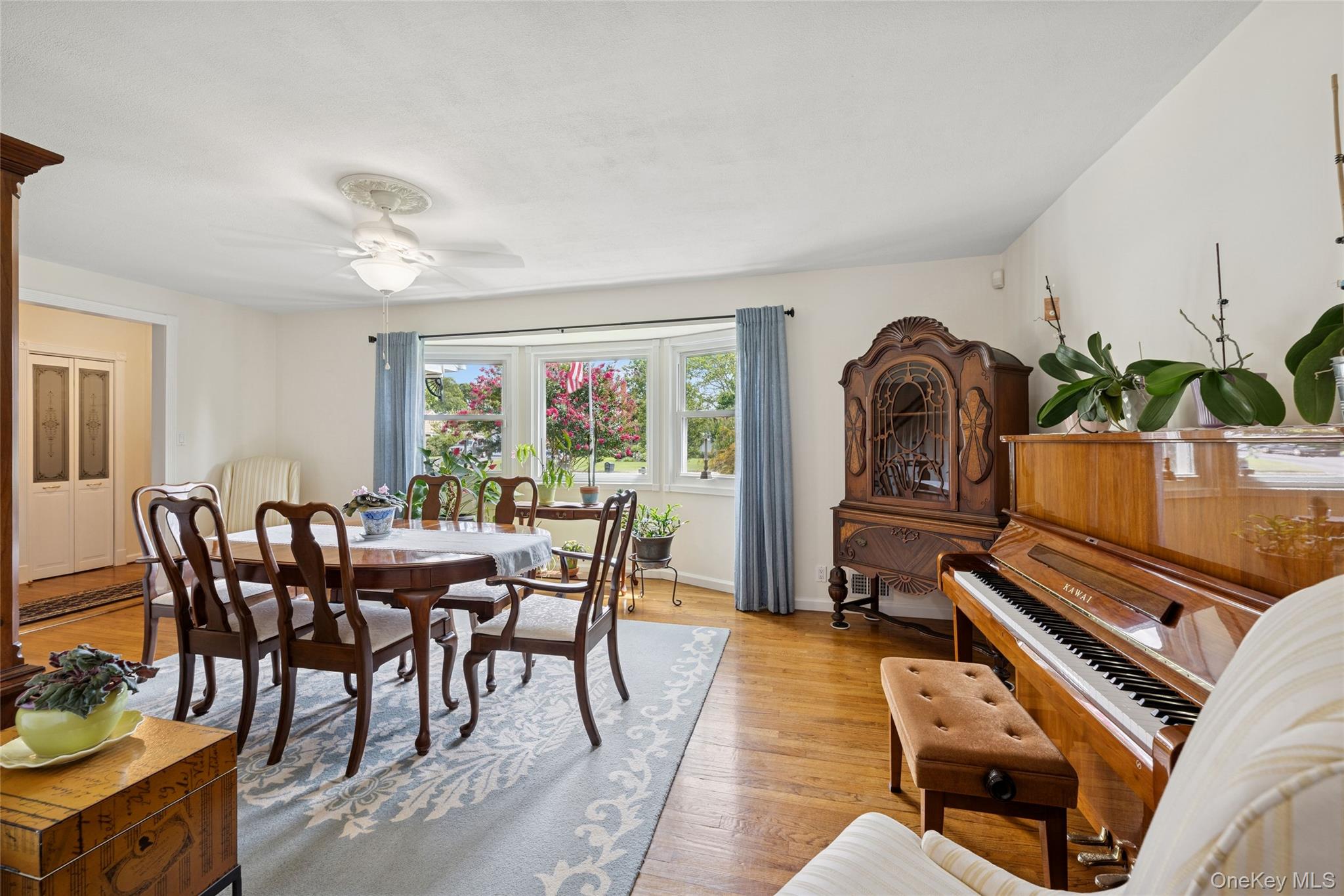 34 MOREWOOD DRIVE, Smithtown, NY 11787